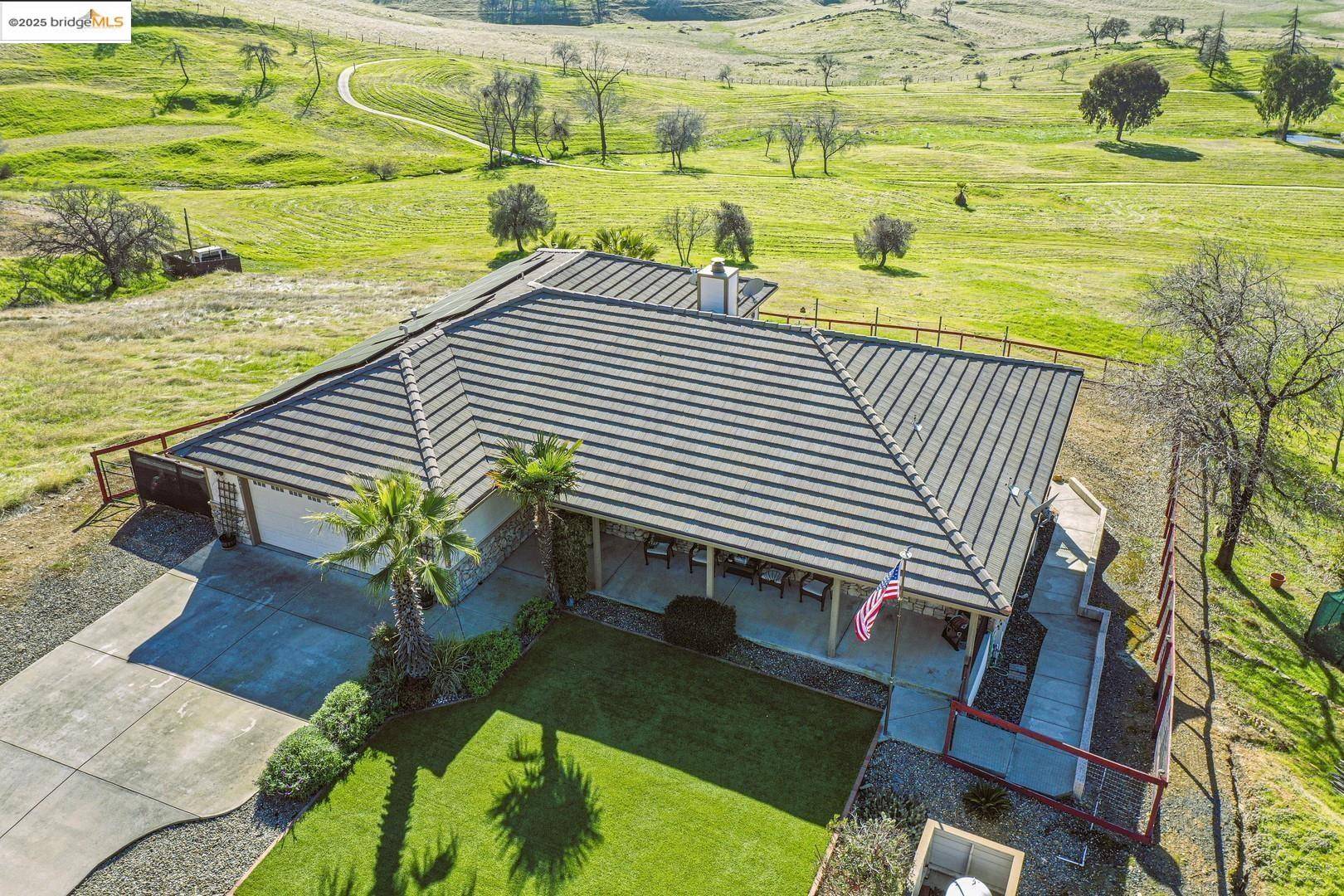 La Grange, CA 95329,9180 Banderilla DR