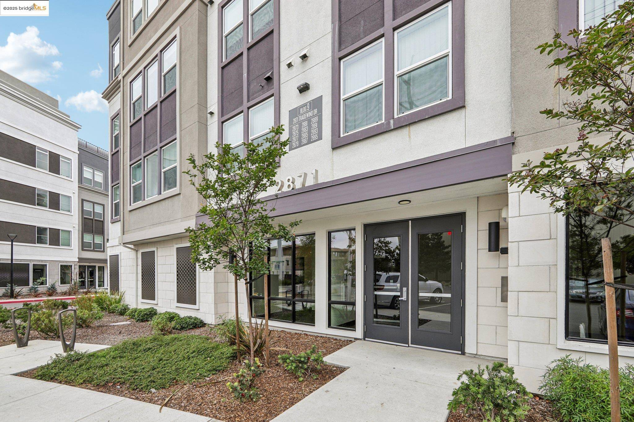 Alameda, CA 94501,2881 Tradewind Dr