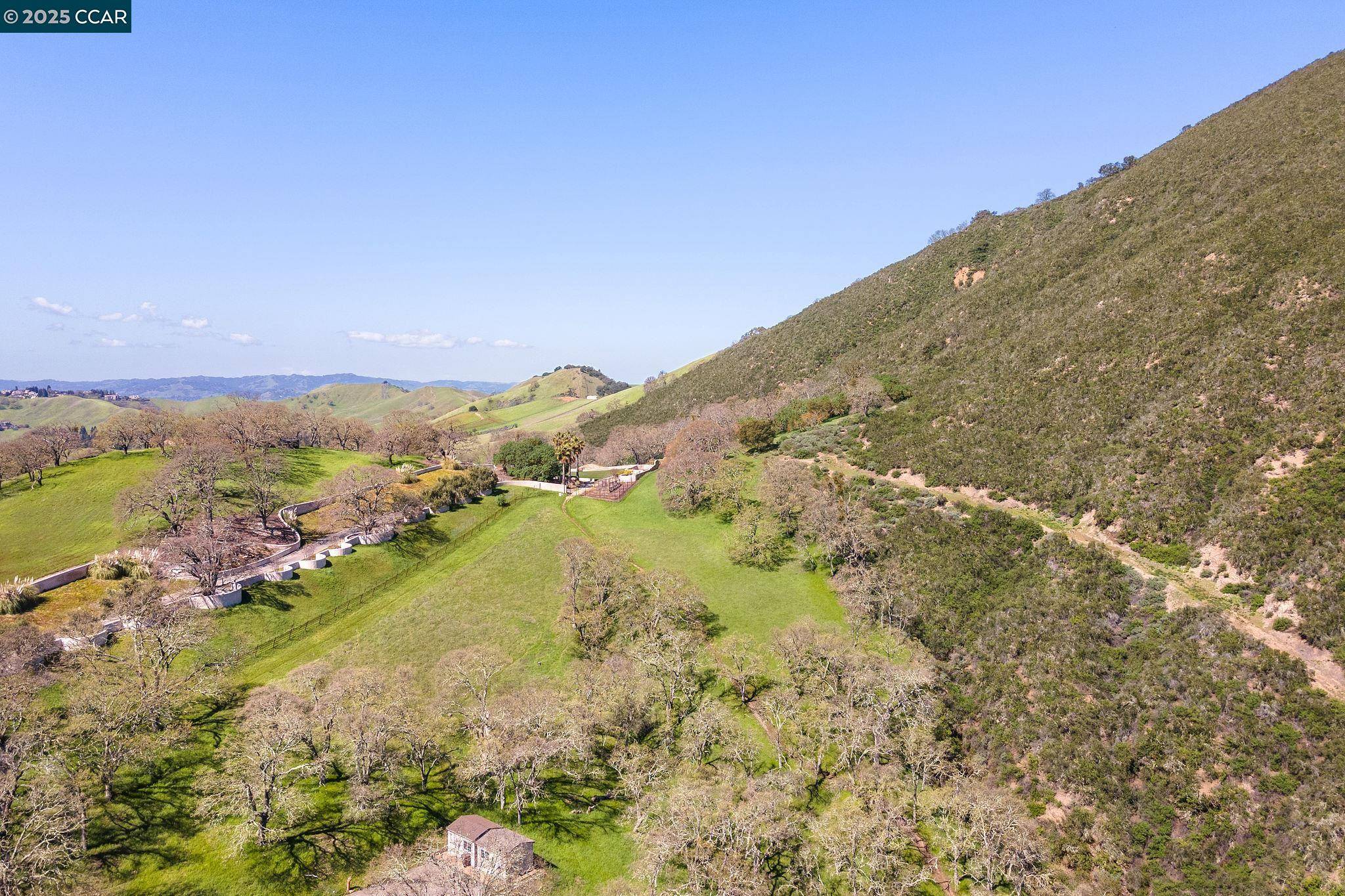 Diablo, CA 94528,2415 Diablo Lakes Ln