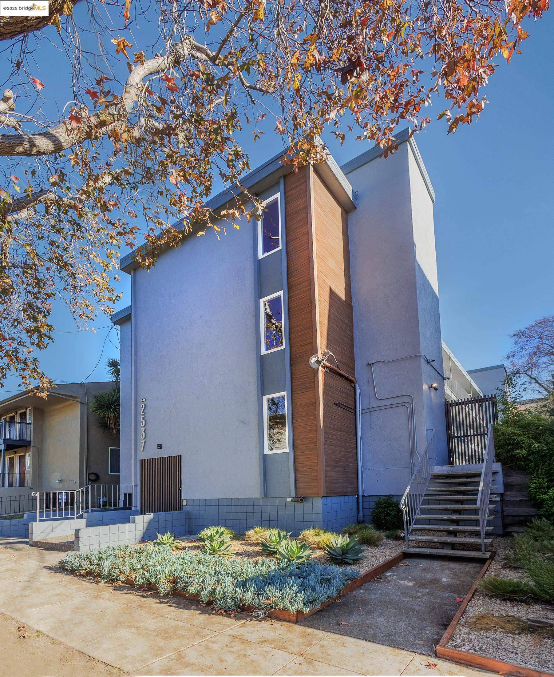 Berkeley, CA 94704,2537 Ellsworth St