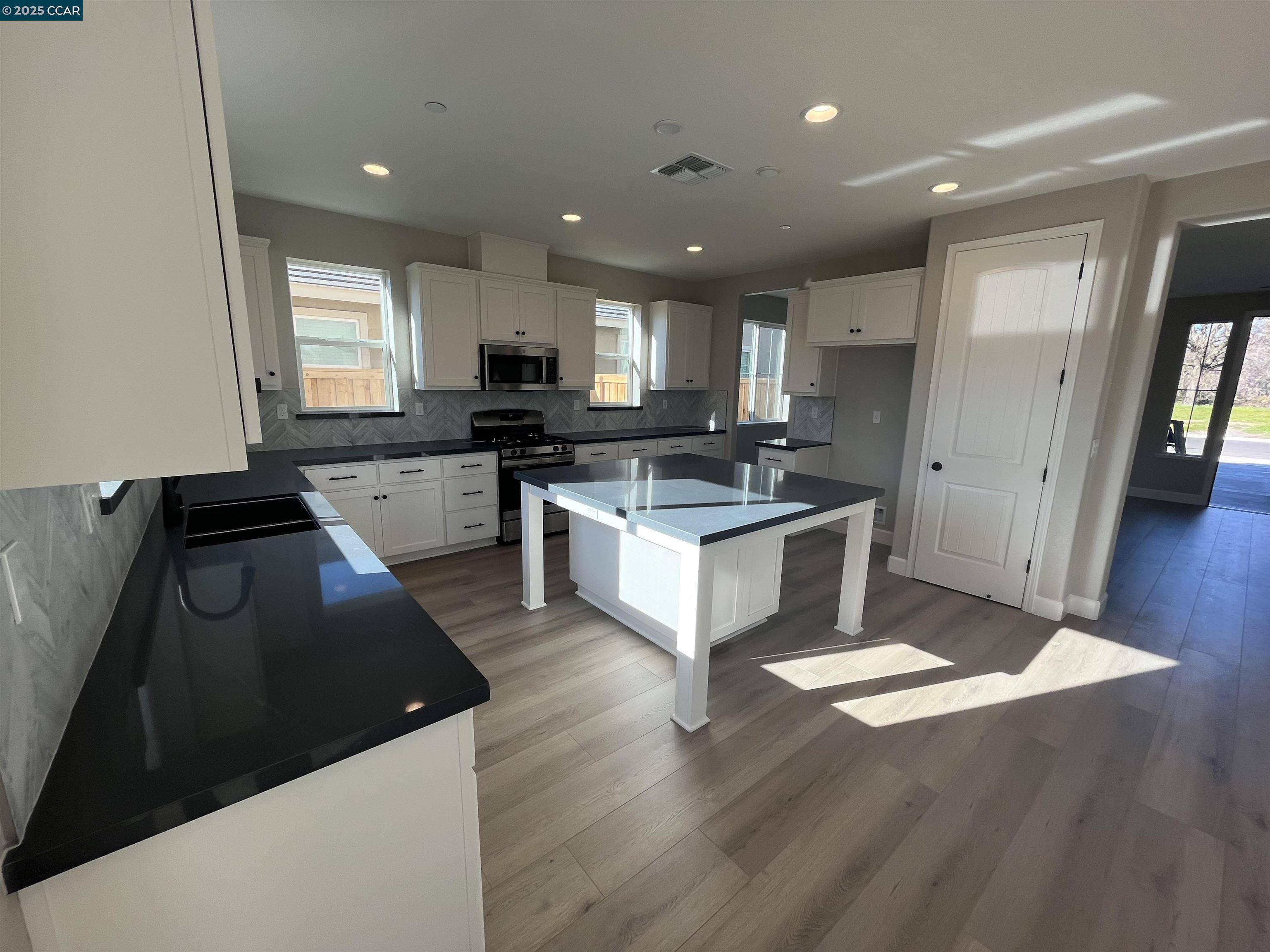 West Sacramento, CA 95691,1253 Purple Lupine Road