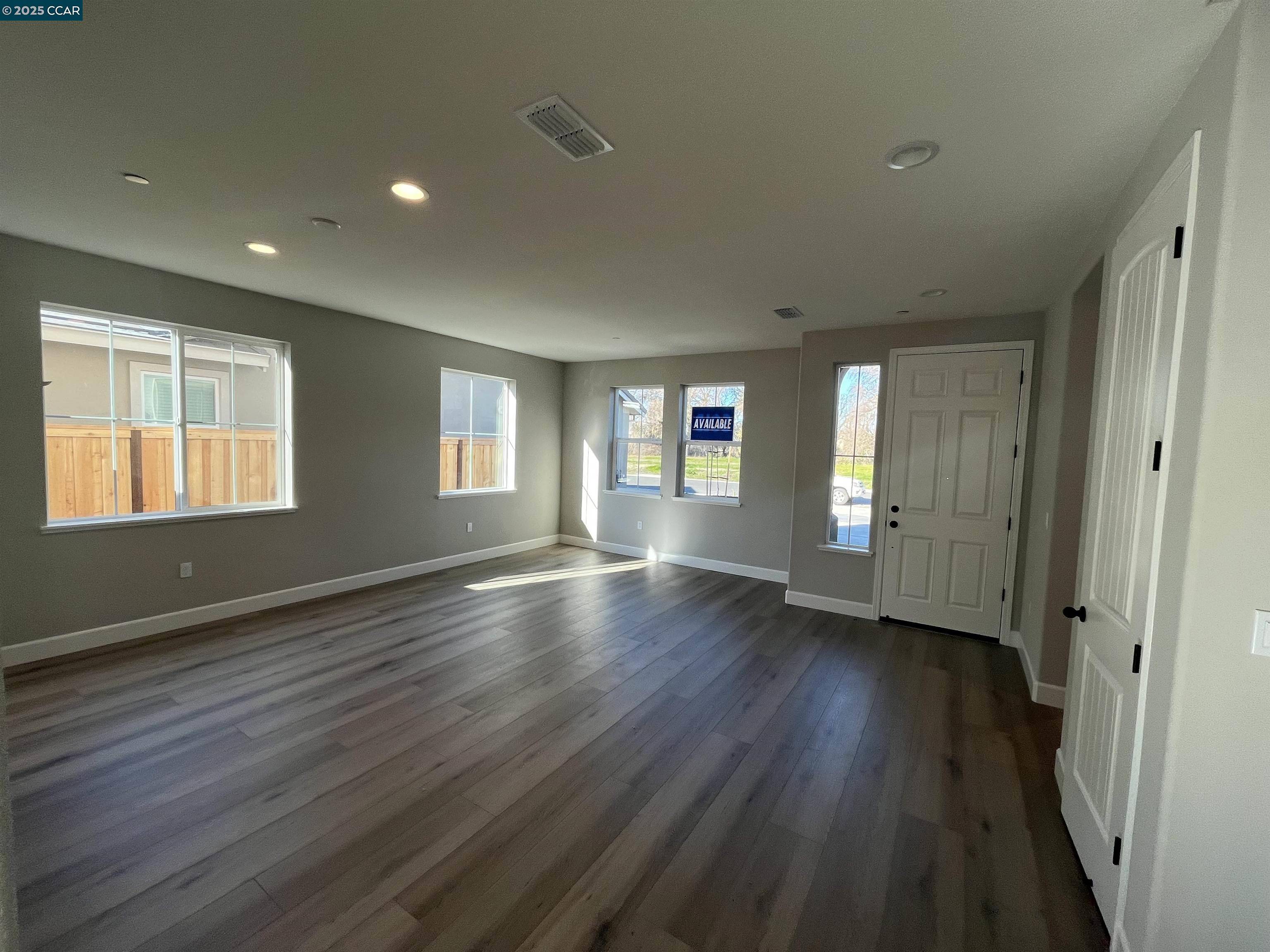 West Sacramento, CA 95691,1253 Purple Lupine Road