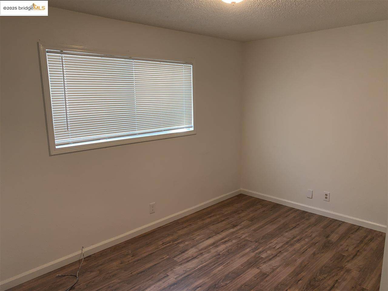 Tracy, CA 95376,124 W 8Th St #B