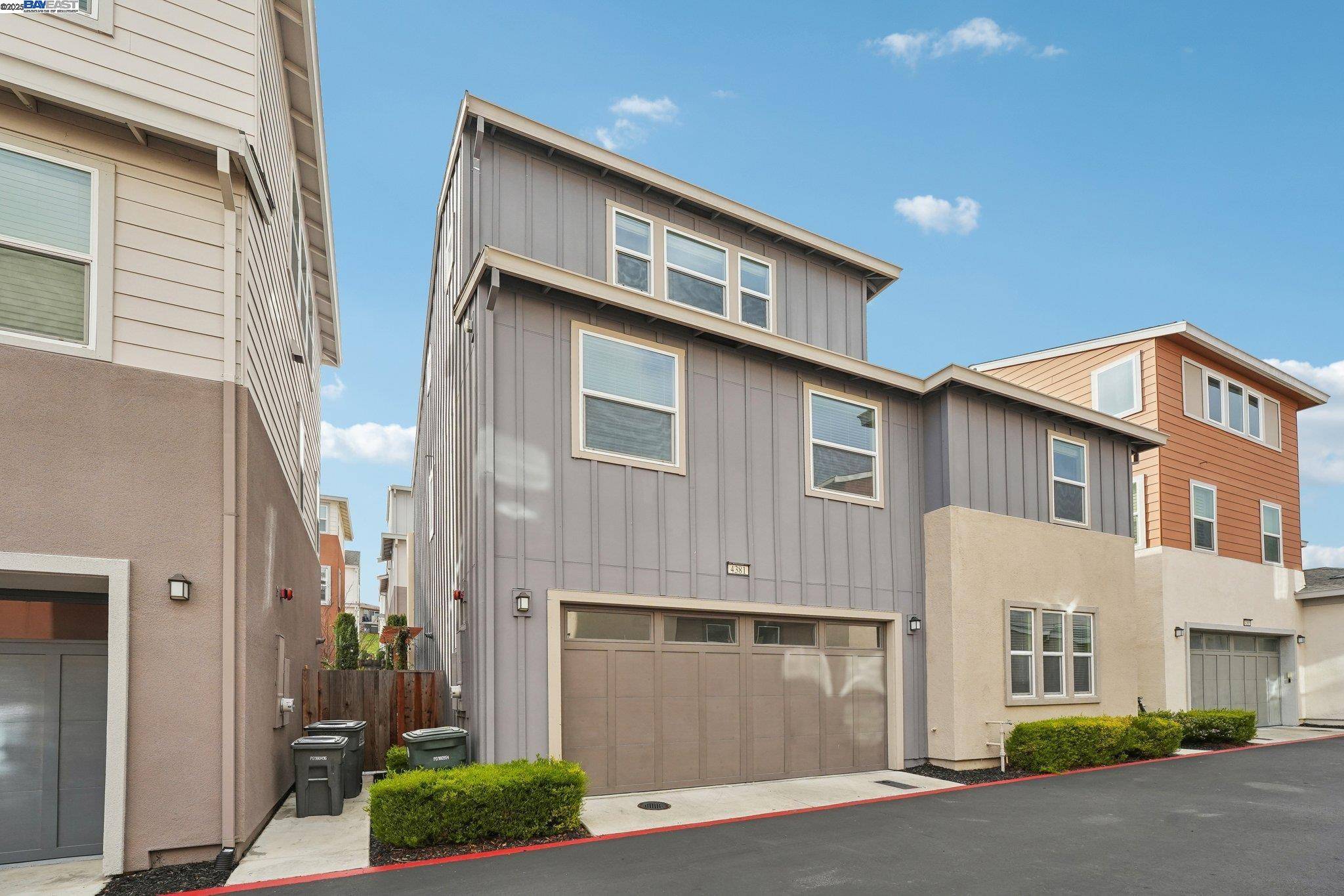 Dublin, CA 94568,4381 Healdsburg Way