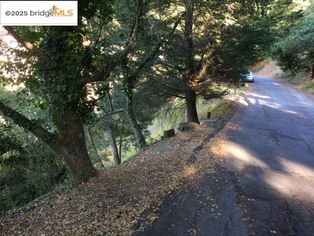 Oakland, CA 94611,6589 Exeter
