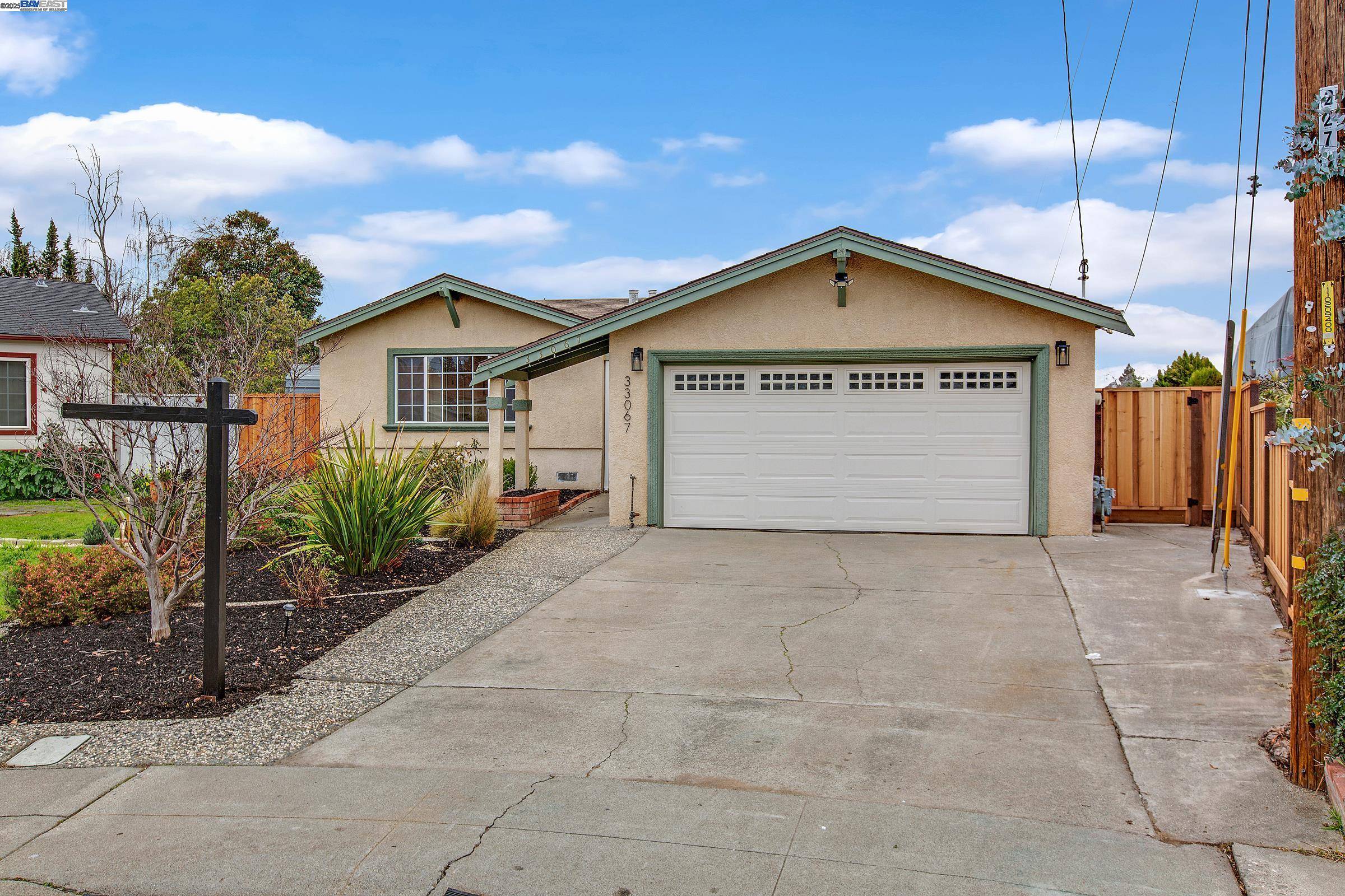 Union City, CA 94587,33067 Basswood Court