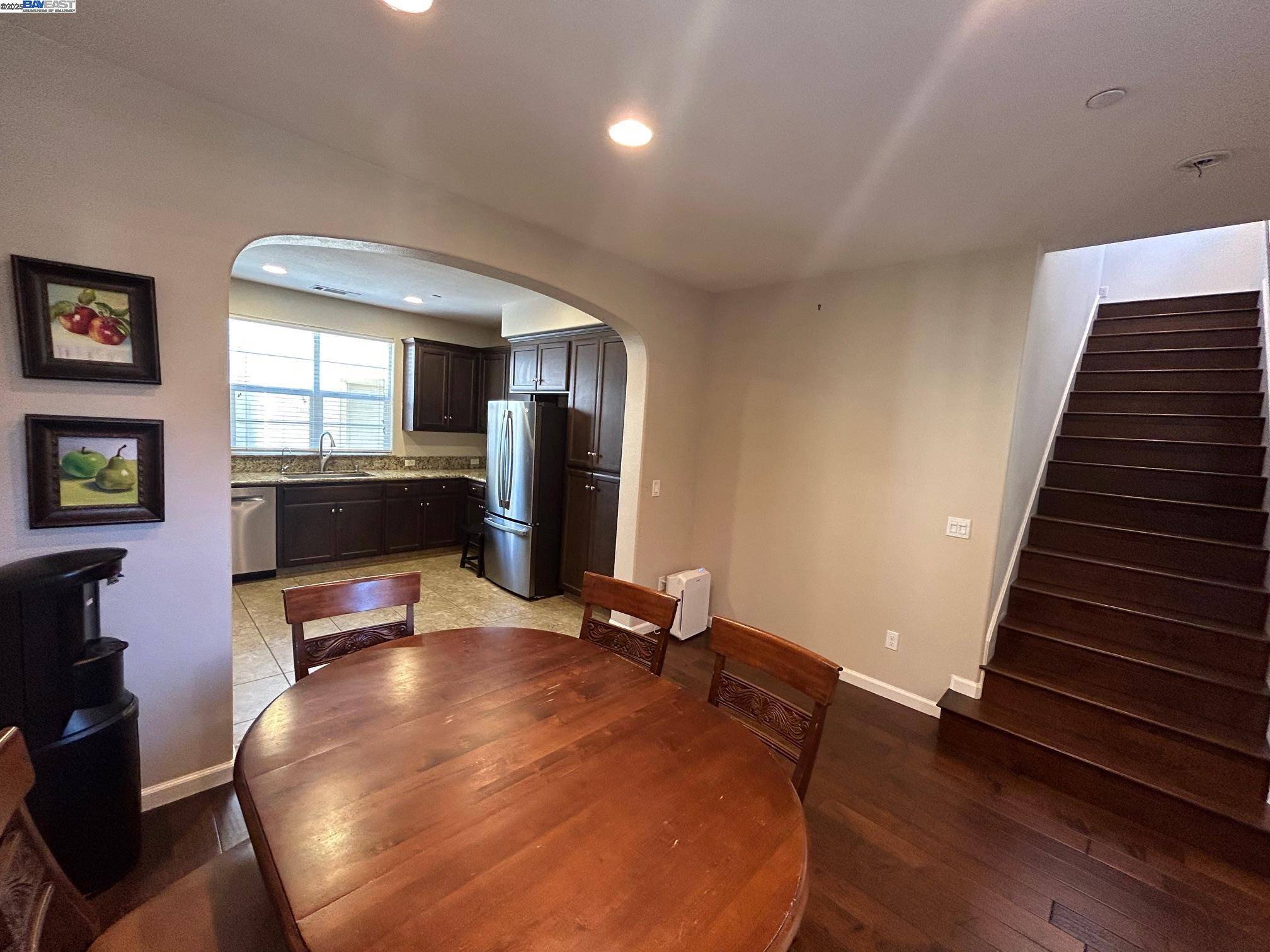 San Ramon, CA 94582,3002 Blackberry Ave