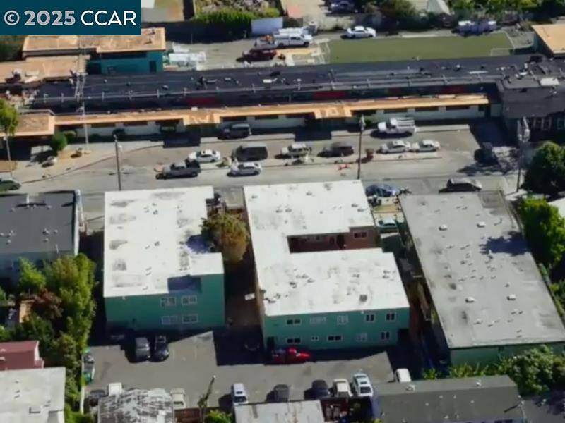 Oakland, CA 94601,3012 E 18th St