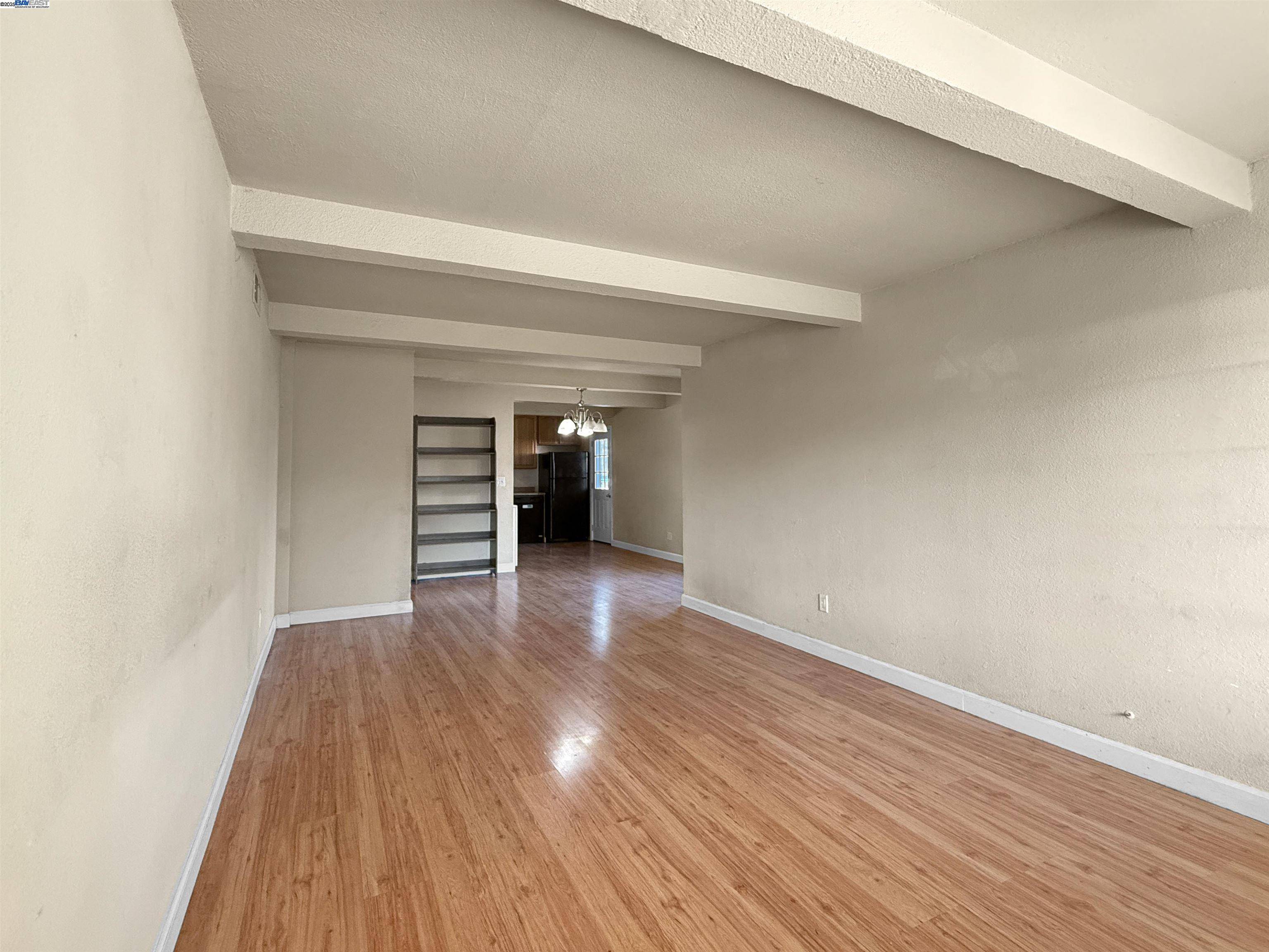 Martinez, CA 94553,725 Palm Ave