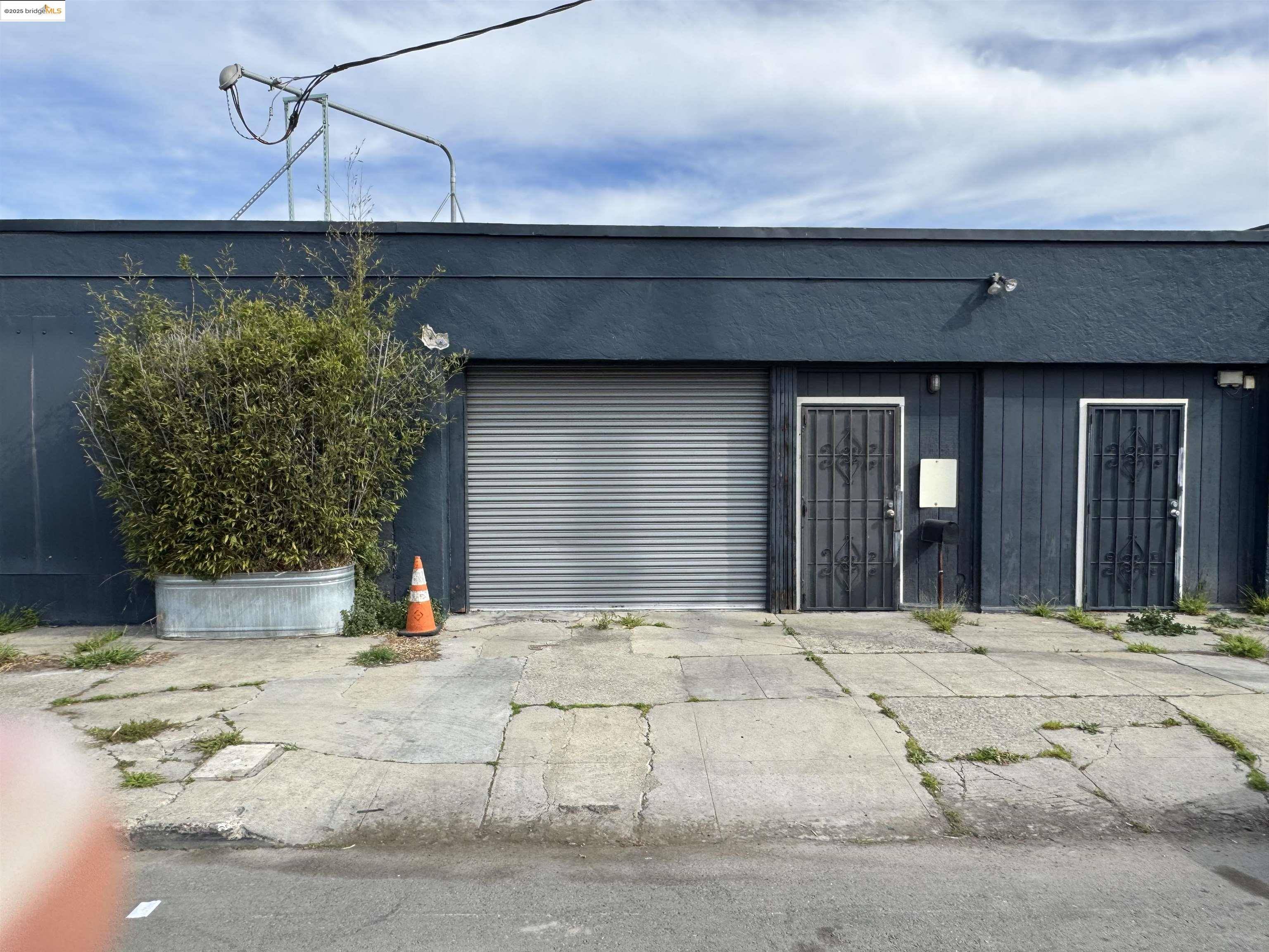 Oakland, CA 94601,2928 Chapman St