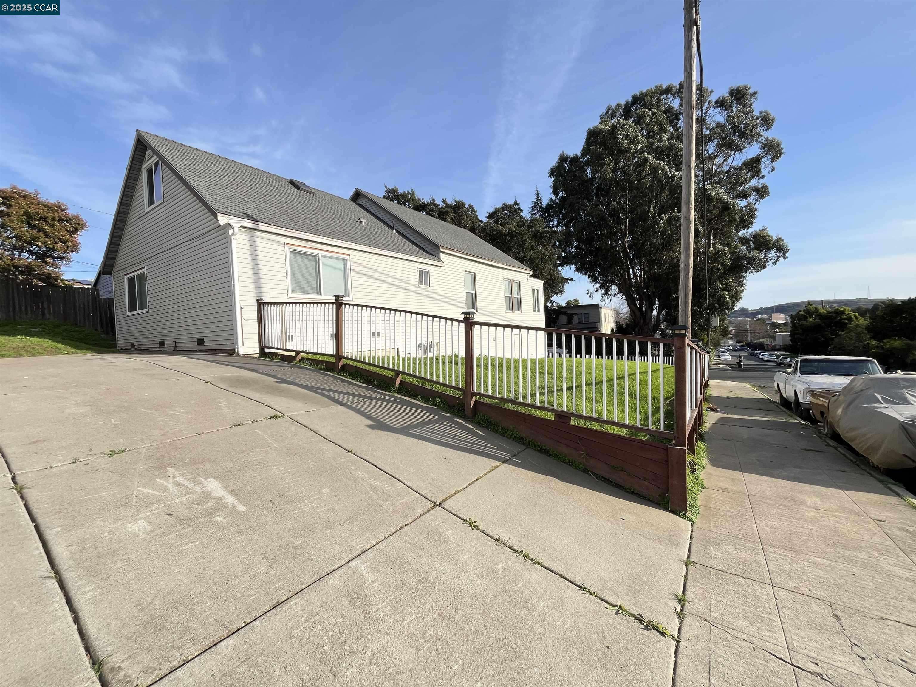 Vallejo, CA 94590,700 Pennsylvania St