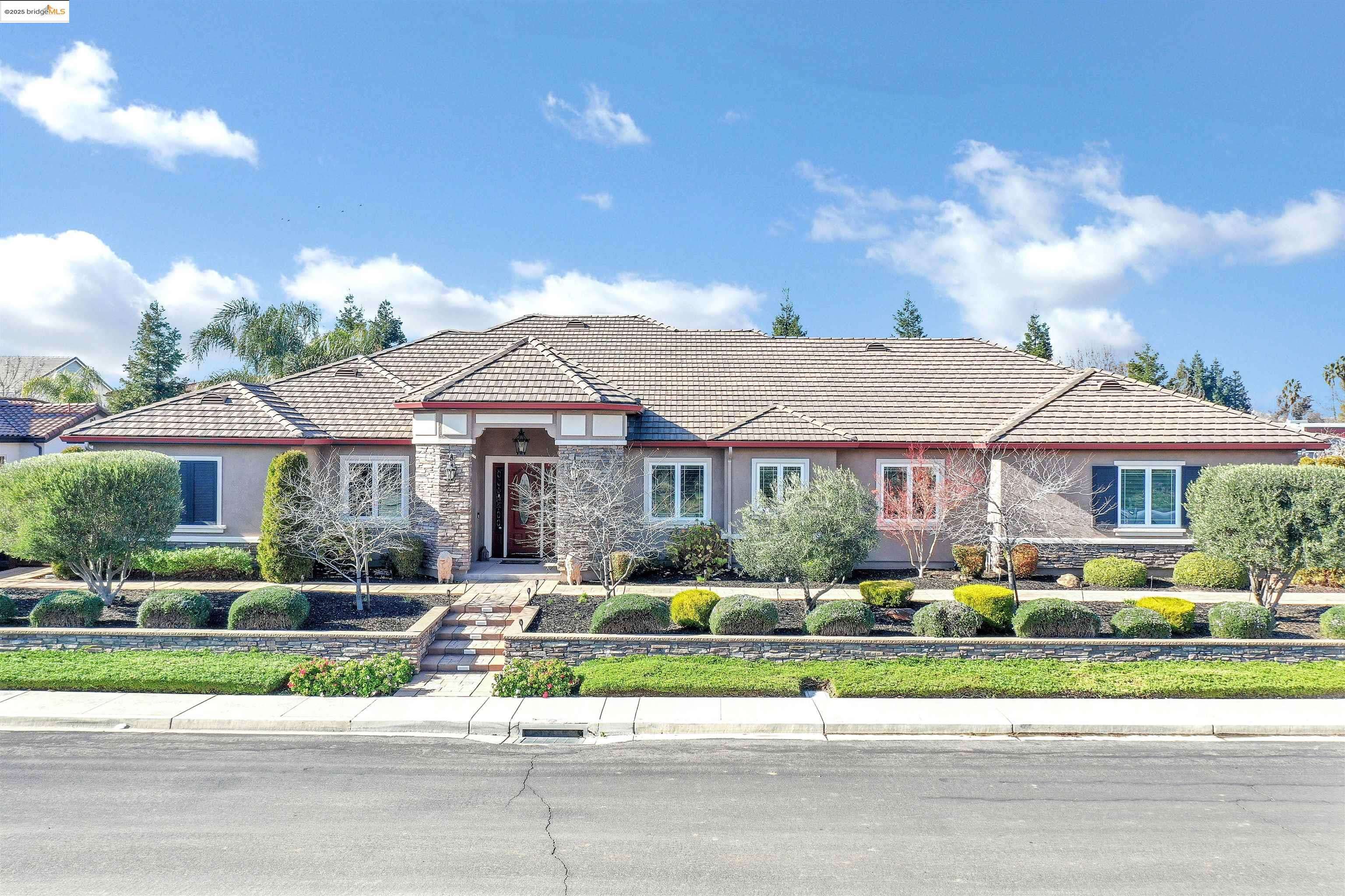 Brentwood, CA 94513,1635 Lone Oak Rd