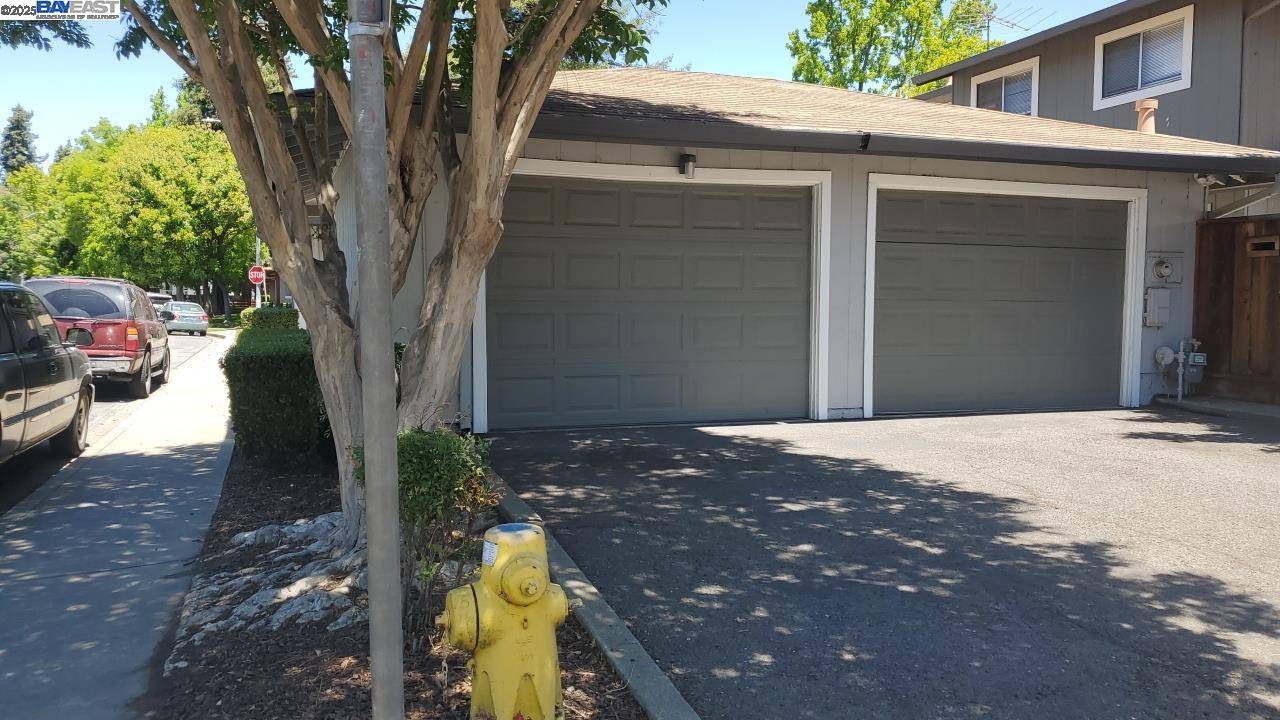 Fremont, CA 94536,38030 Dundee Cmn