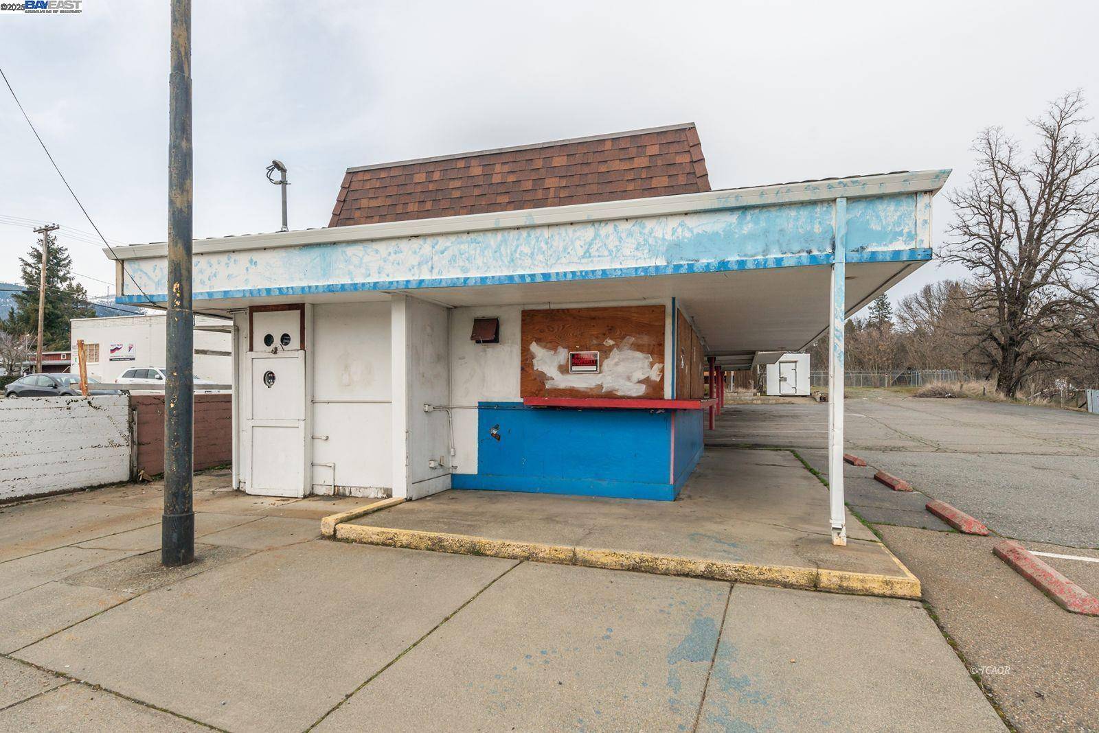 Weaverville, CA 96093,1081 Main St.