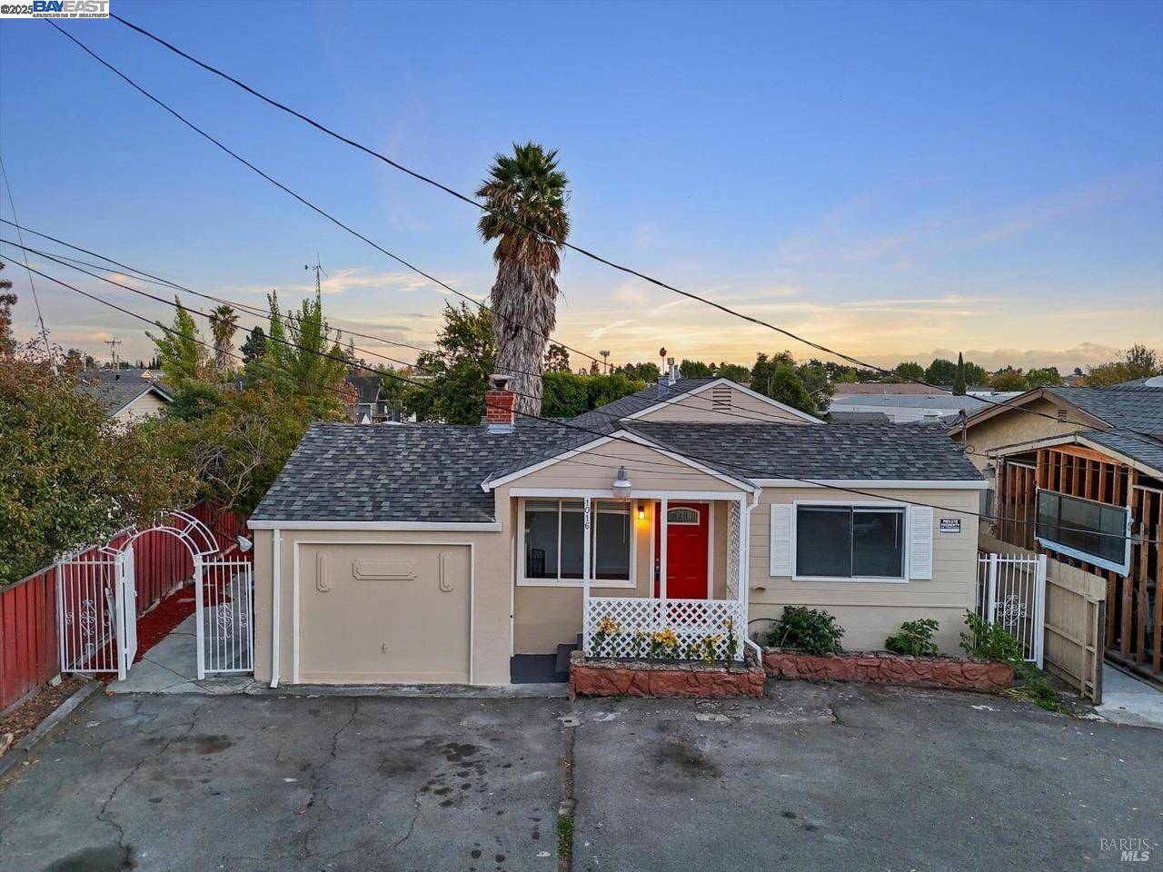 Hayward, CA 94544,1016 Thiel Rd