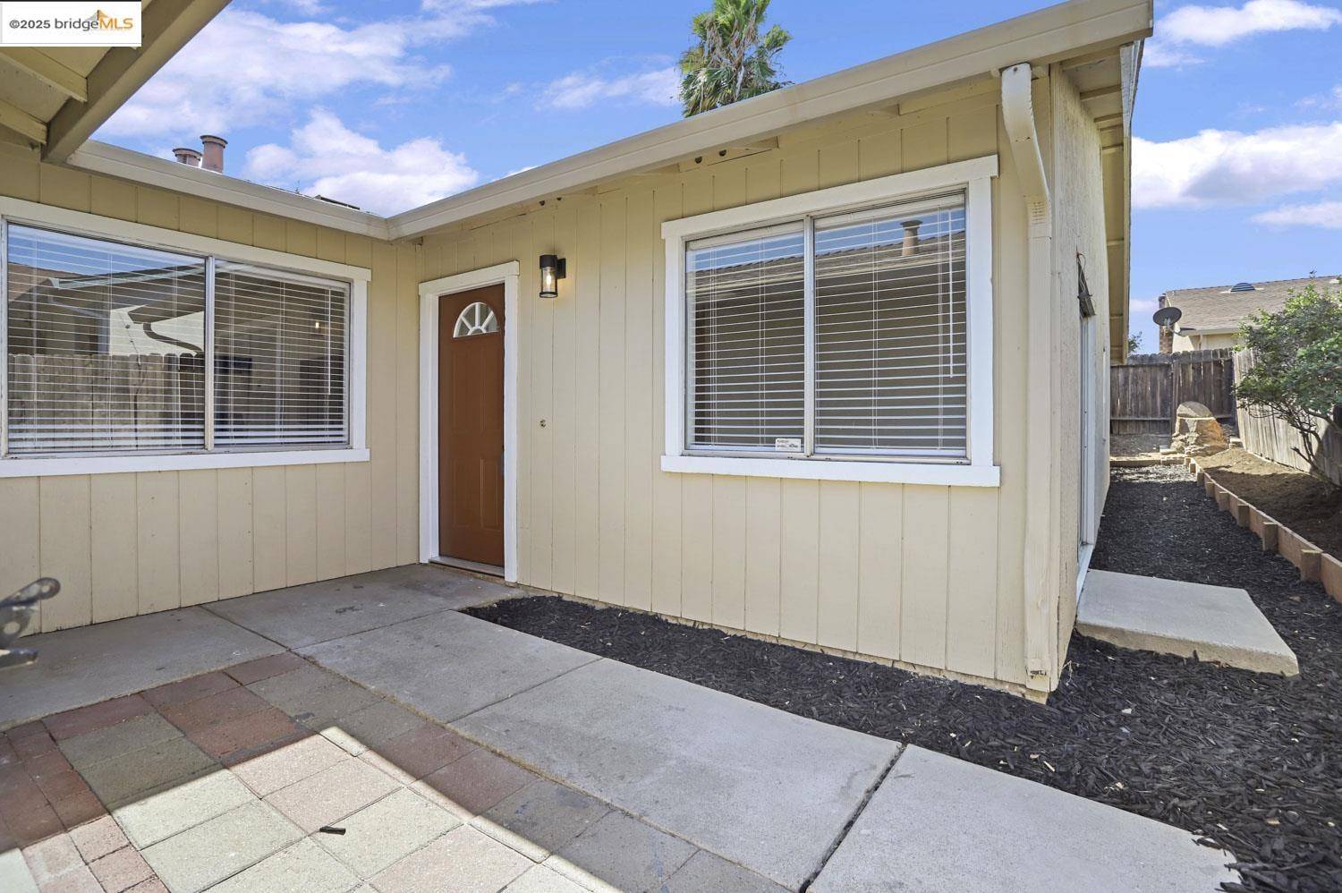 Antioch, CA 94509,1727 Linden Way