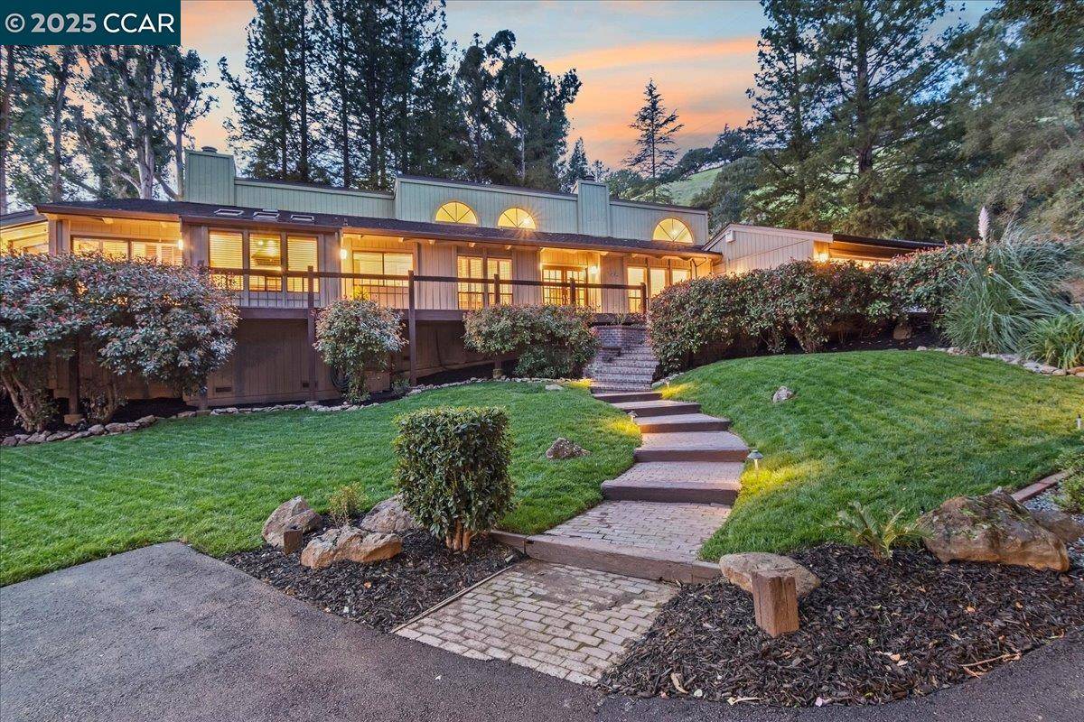 Orinda, CA 94563,12- A Lost Valley Dr