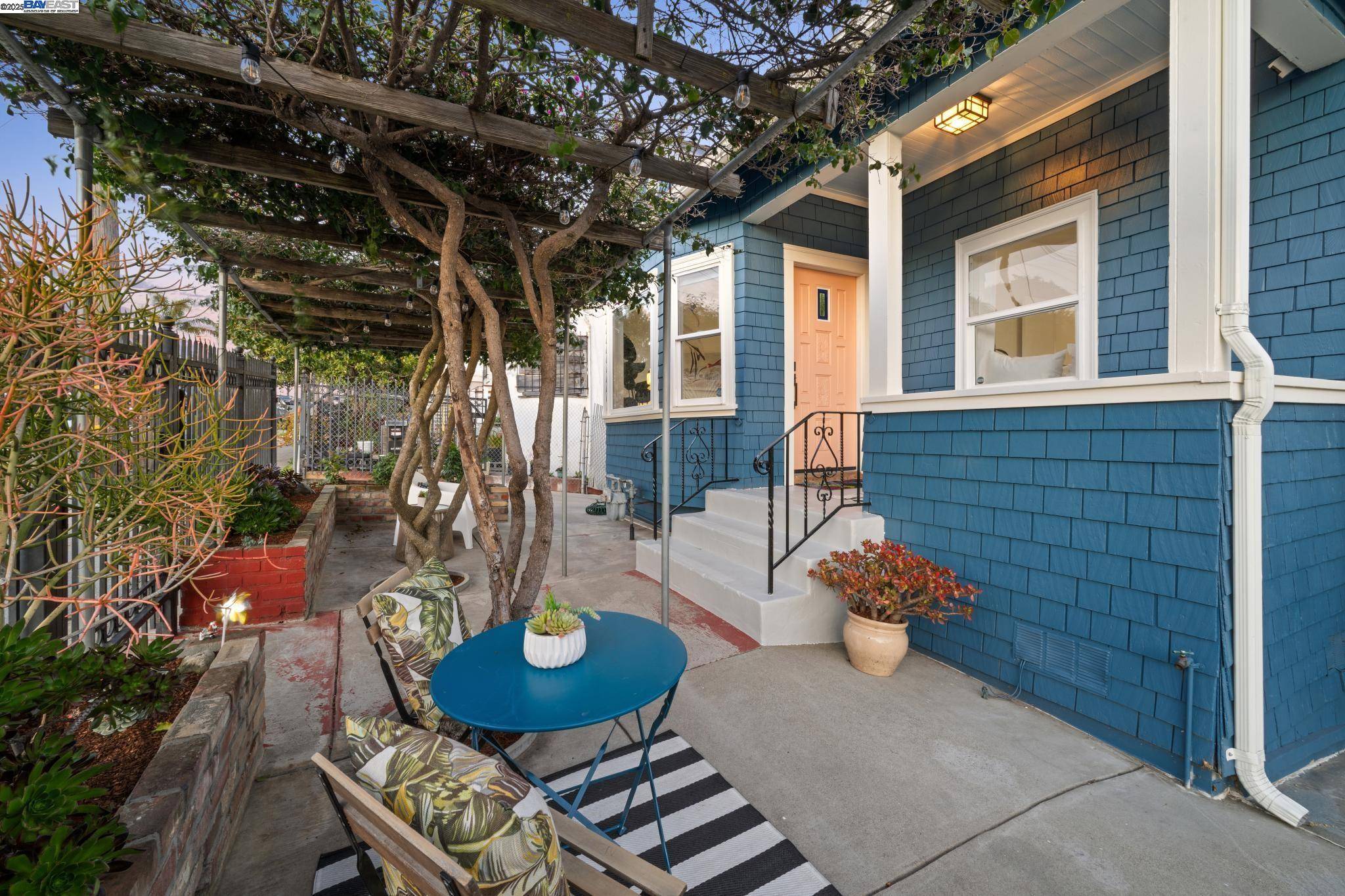 Oakland, CA 94601,2414 24TH AVENUE