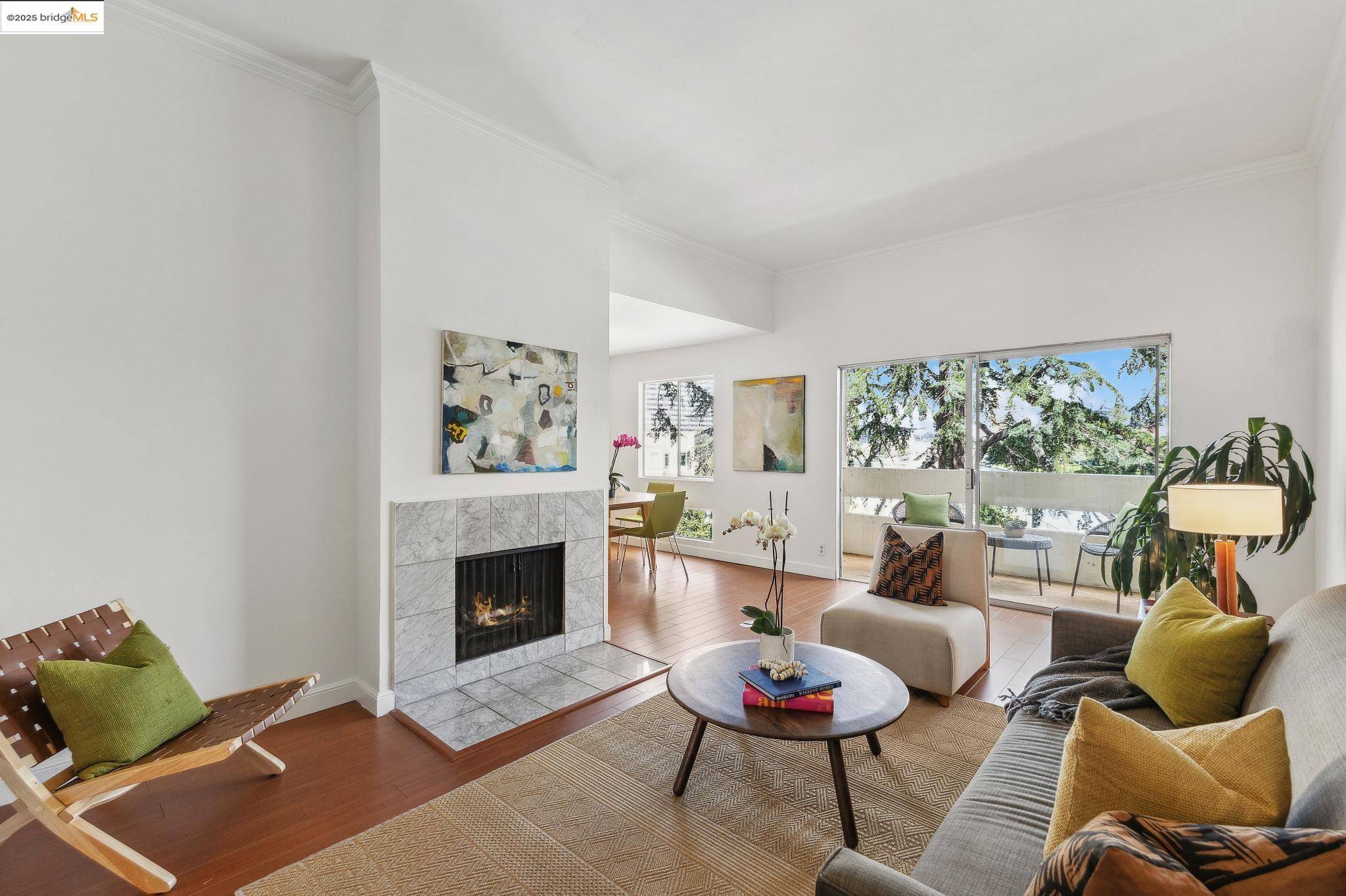 Oakland, CA 94612,151 Lakeside Dr #301