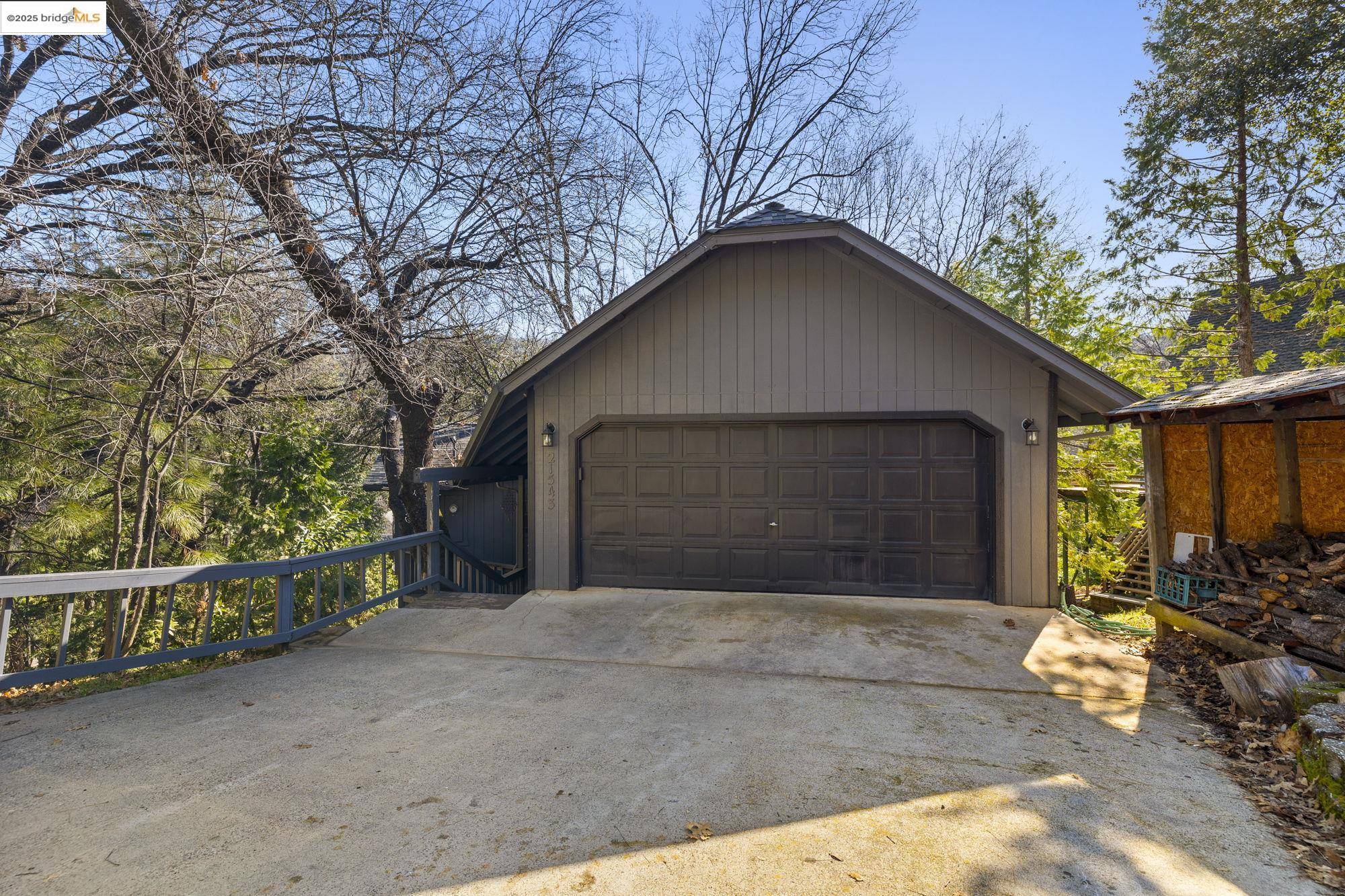 Sonora, CA 95370,21543 Eel River Drive