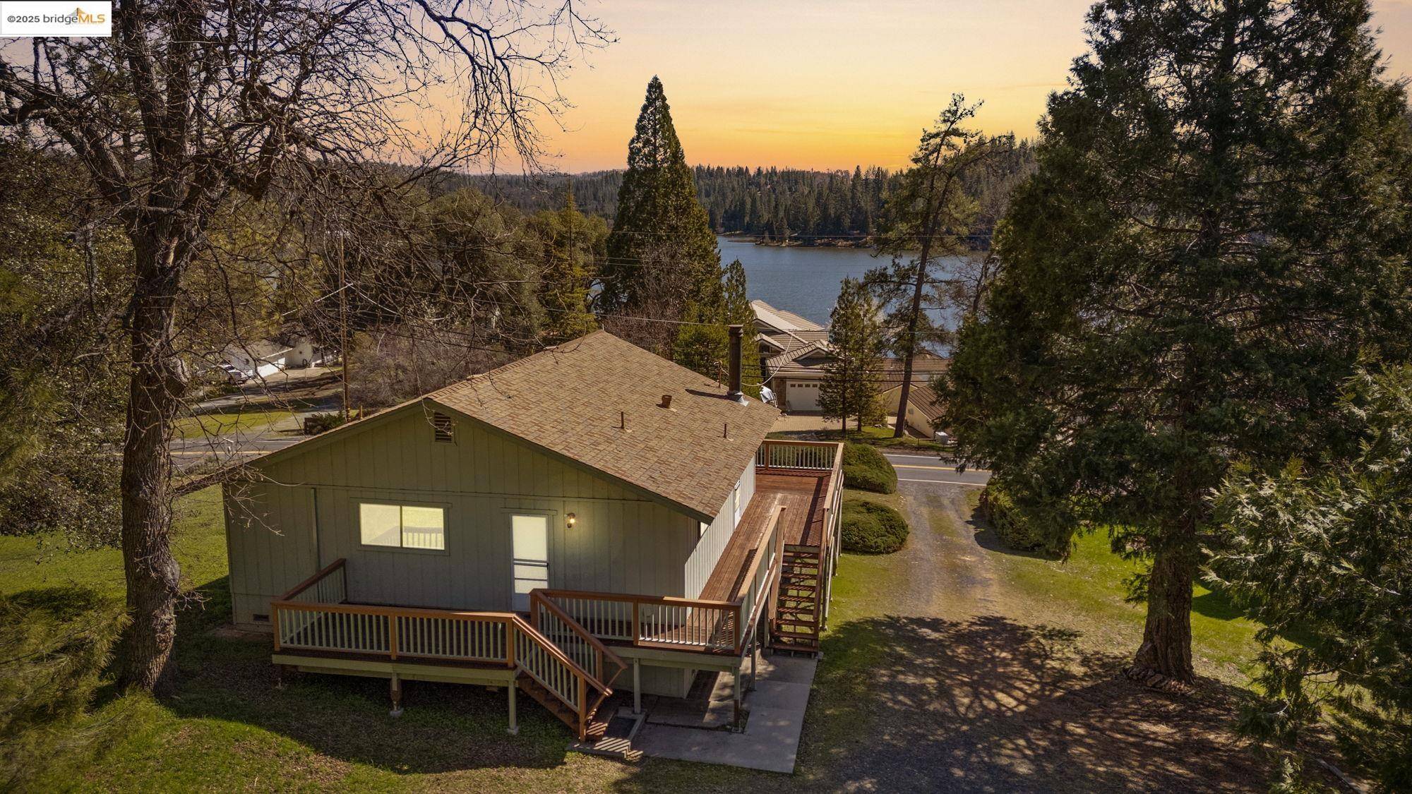 Groveland, CA 95321,19770 Pleasantview Dr