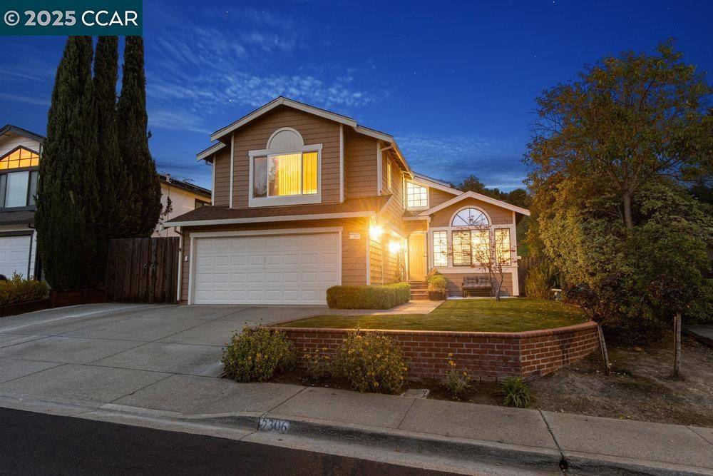Martinez, CA 94553,2306 Banbury Loop