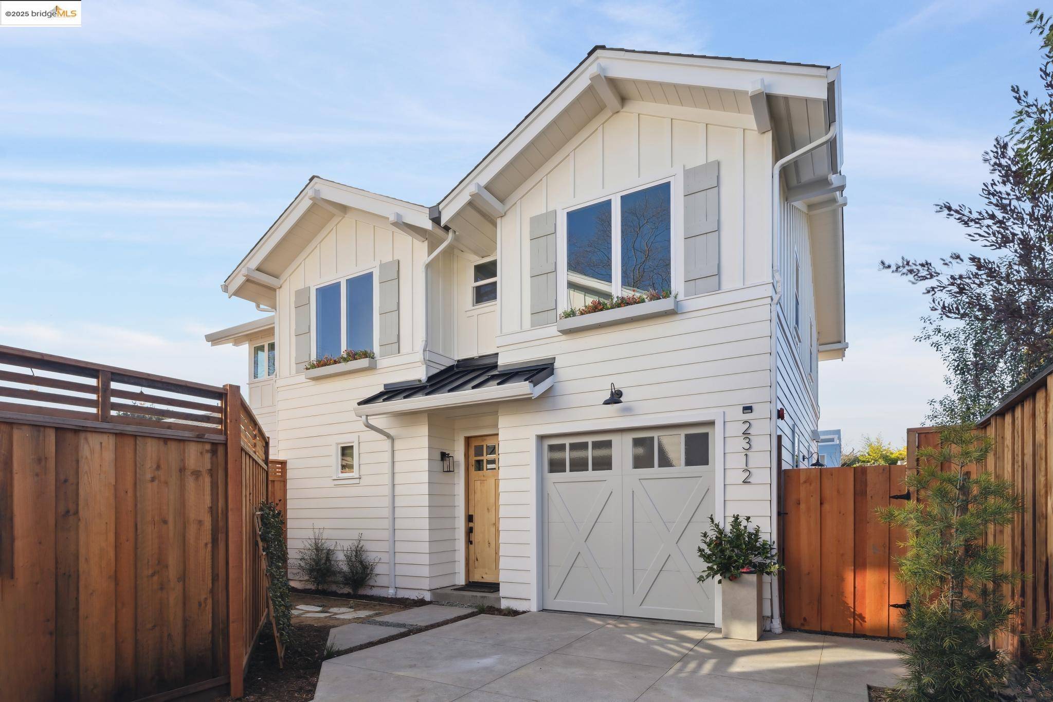 Berkeley, CA 94710,2312 Eighth St