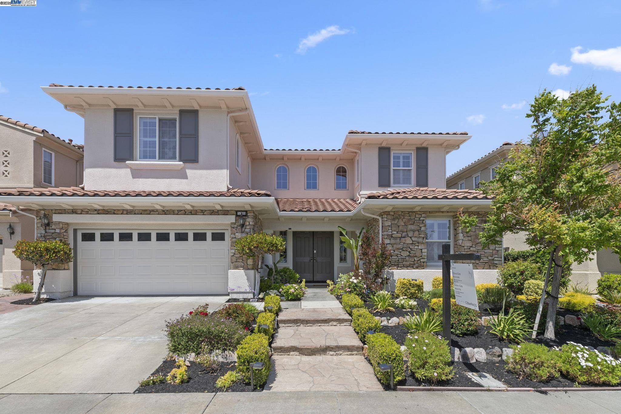 Dublin, CA 94568,5365 Hazeltine Ln