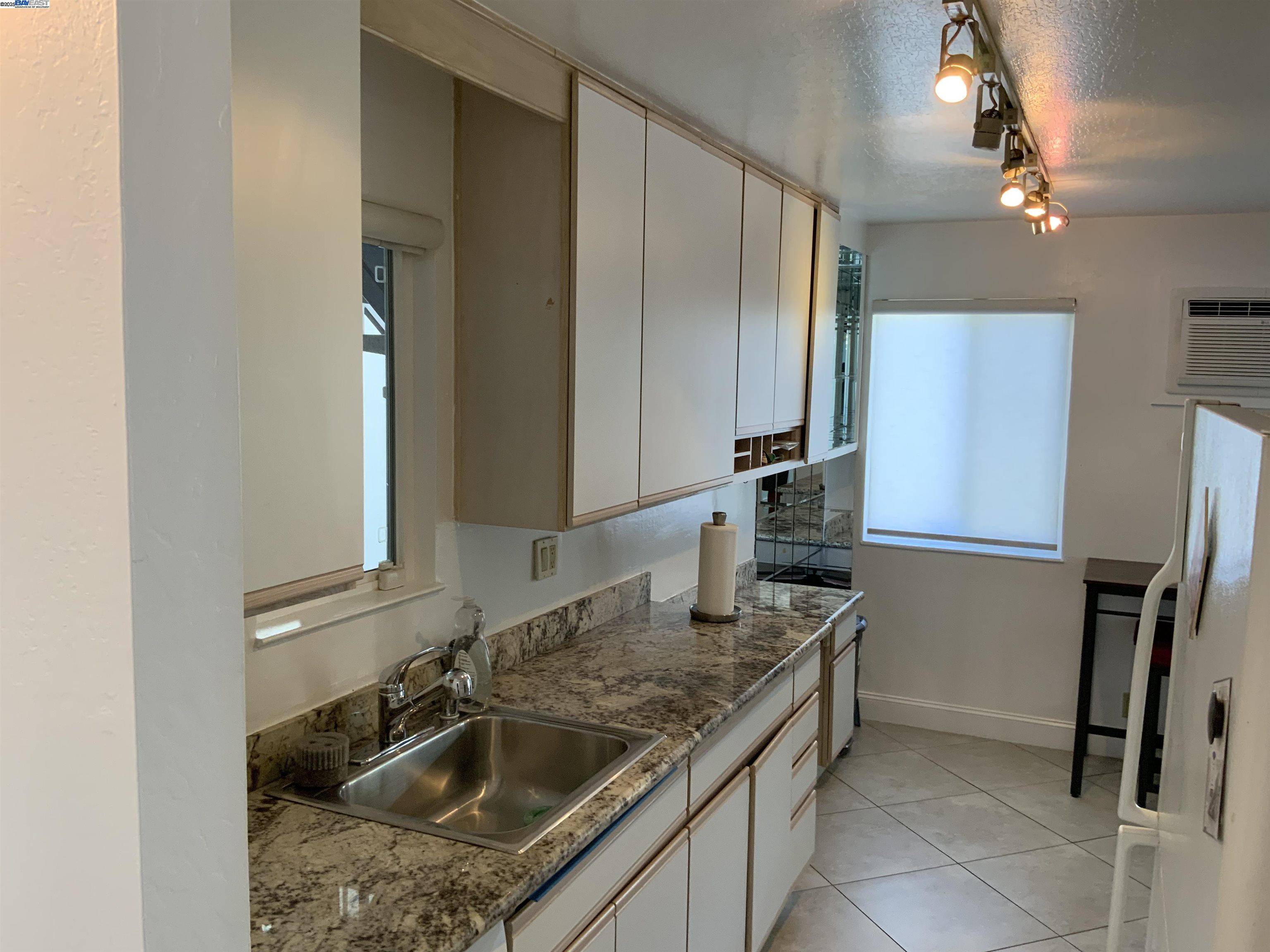 Walnut Creek, CA 94597,1590 Sunnyvale Ave #31