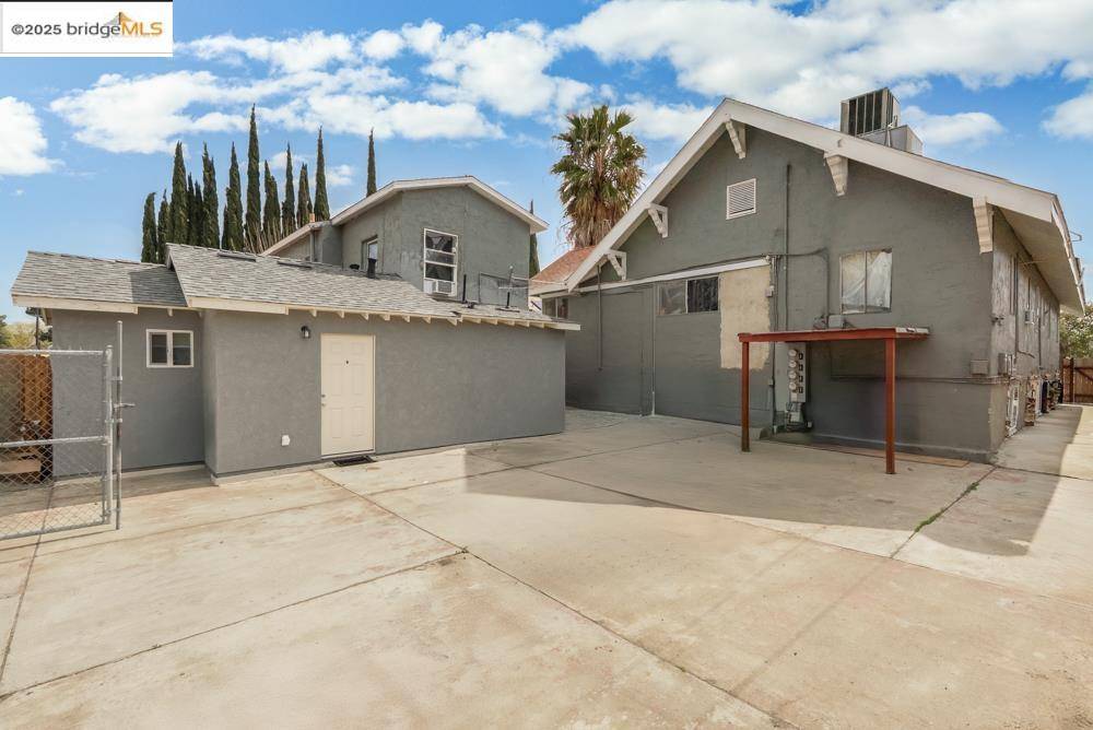 Tracy, CA 95376,127 E 6th