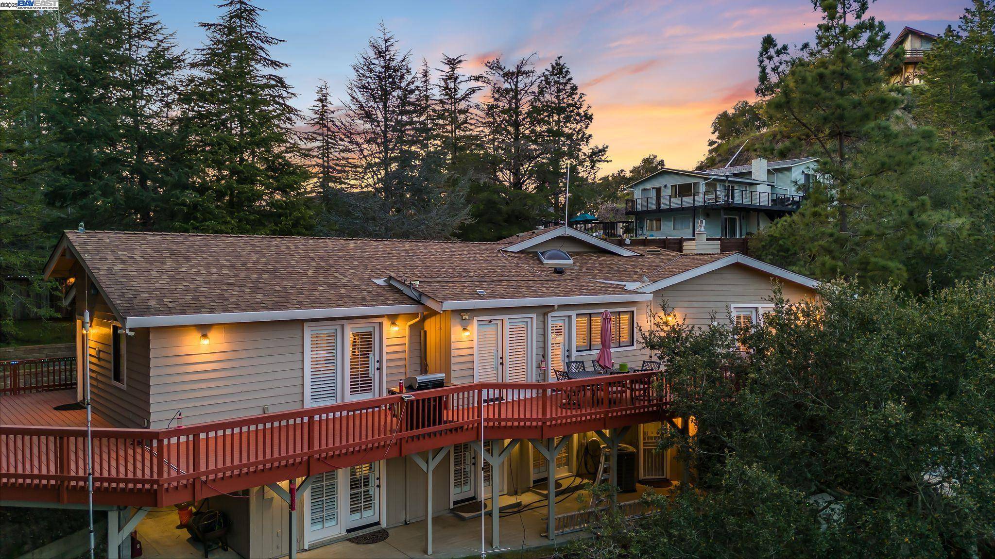 Scotts Valley, CA 95066,205 Blueberry Dr