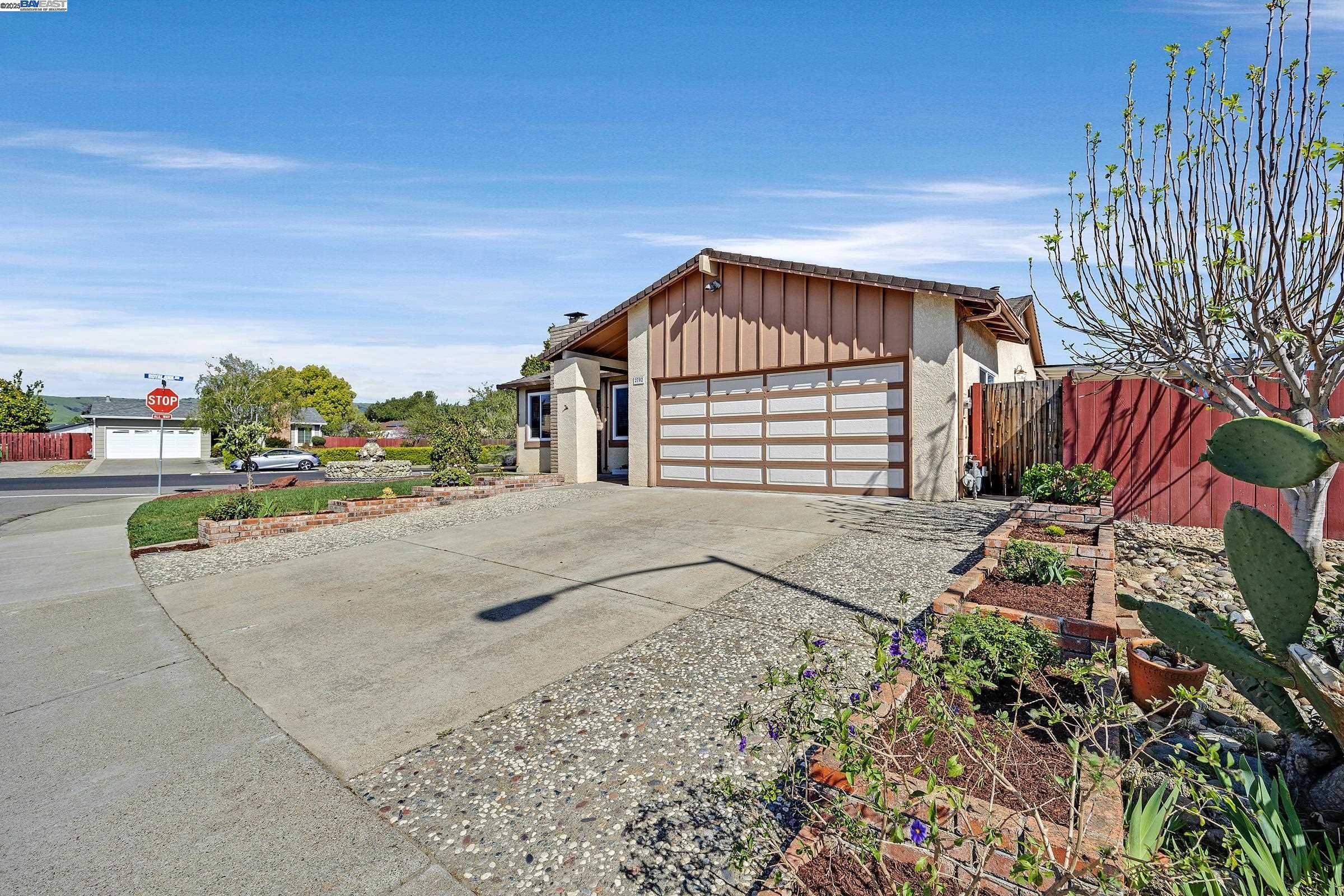 Union City, CA 94587,2702 Chinook Ct