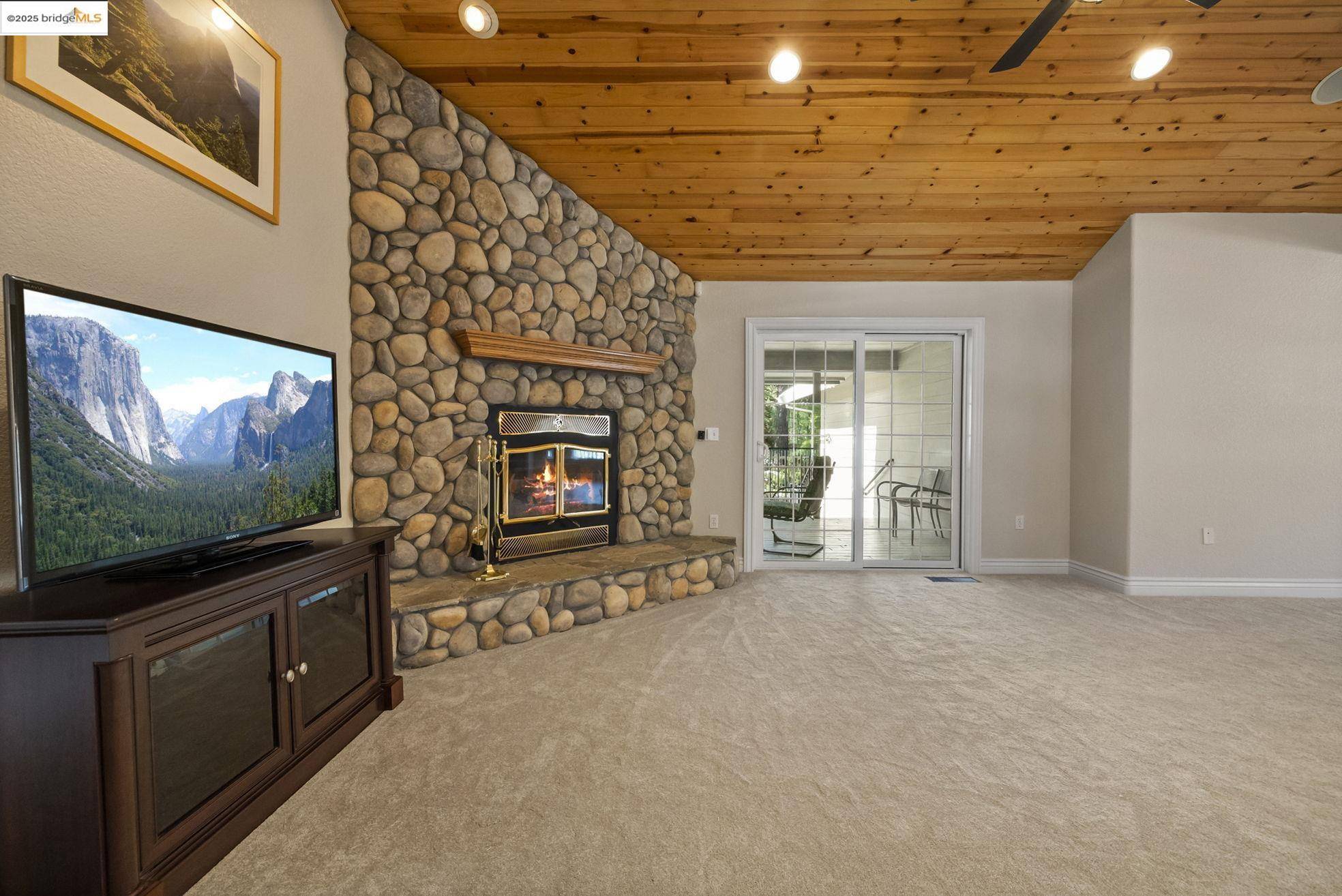 Groveland, CA 95321,12456 Tannahill