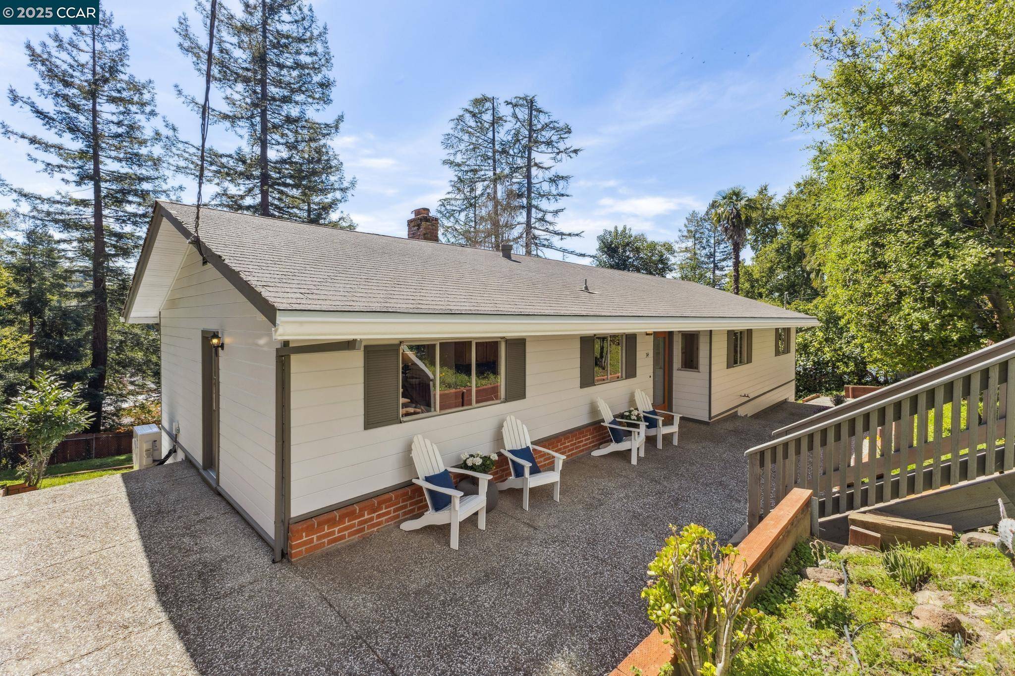 Orinda, CA 94563,34 Las Palomas