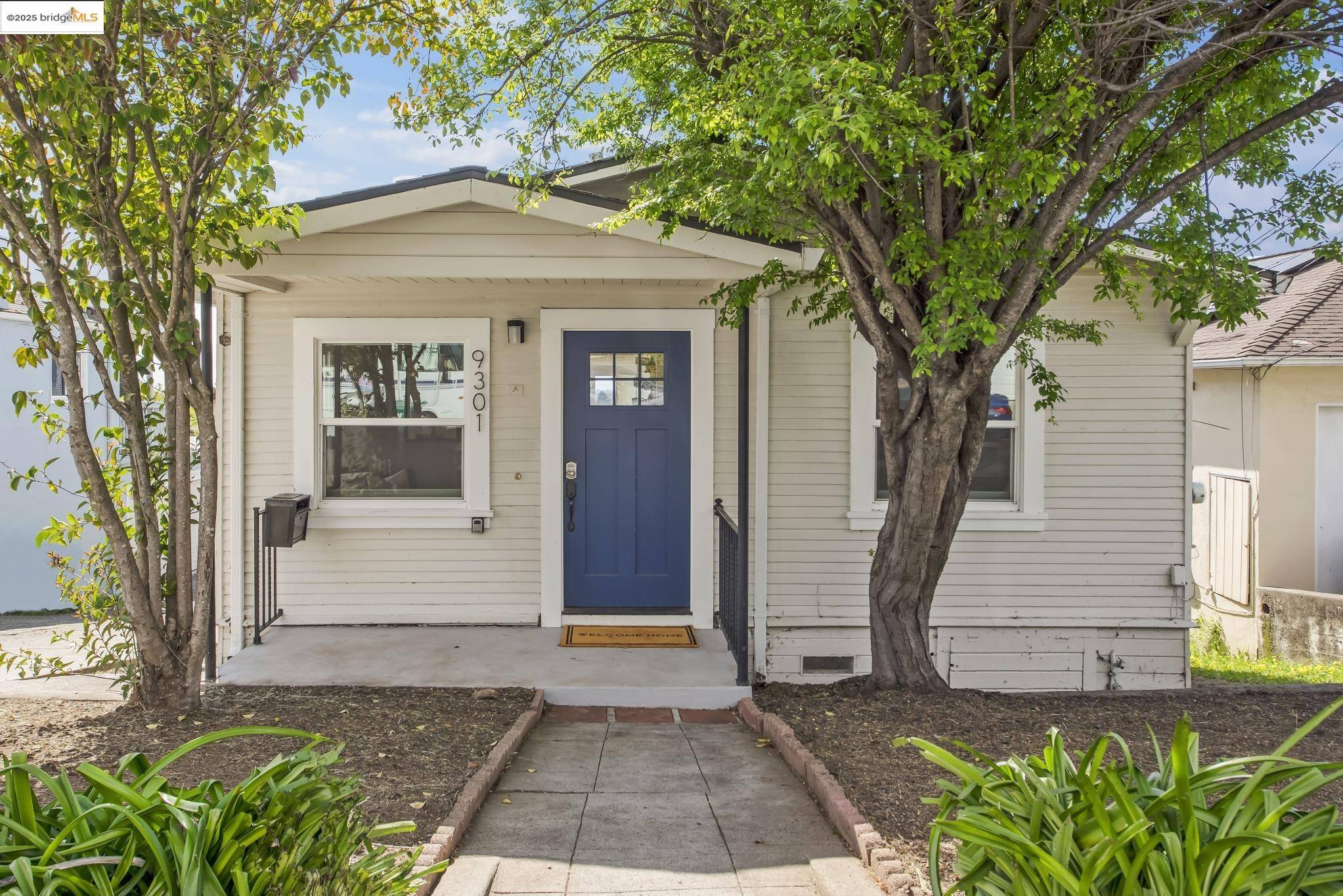 Oakland, CA 94605,9301 Lawlor St