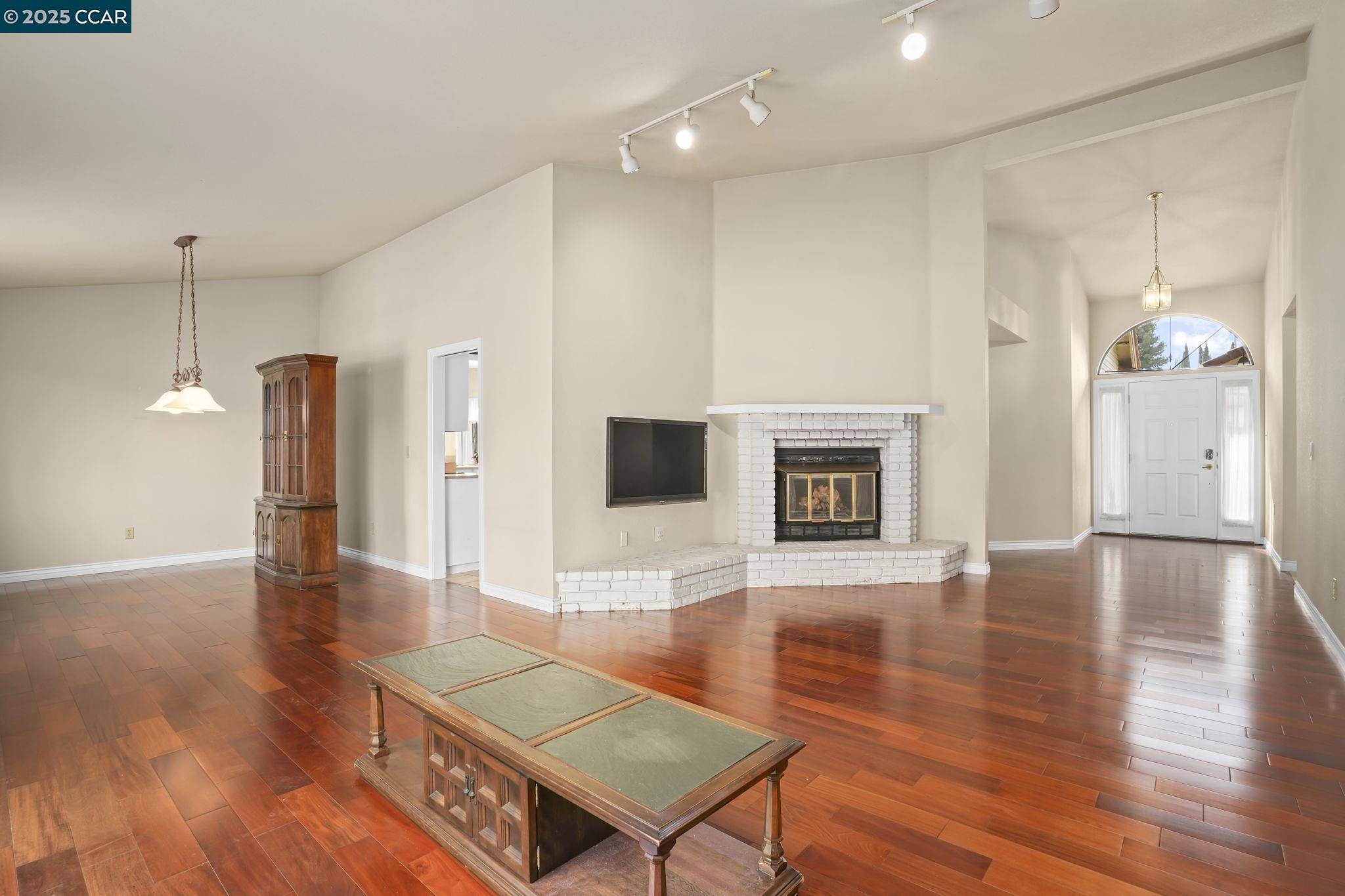 Vallejo, CA 94591,295 Beston Way