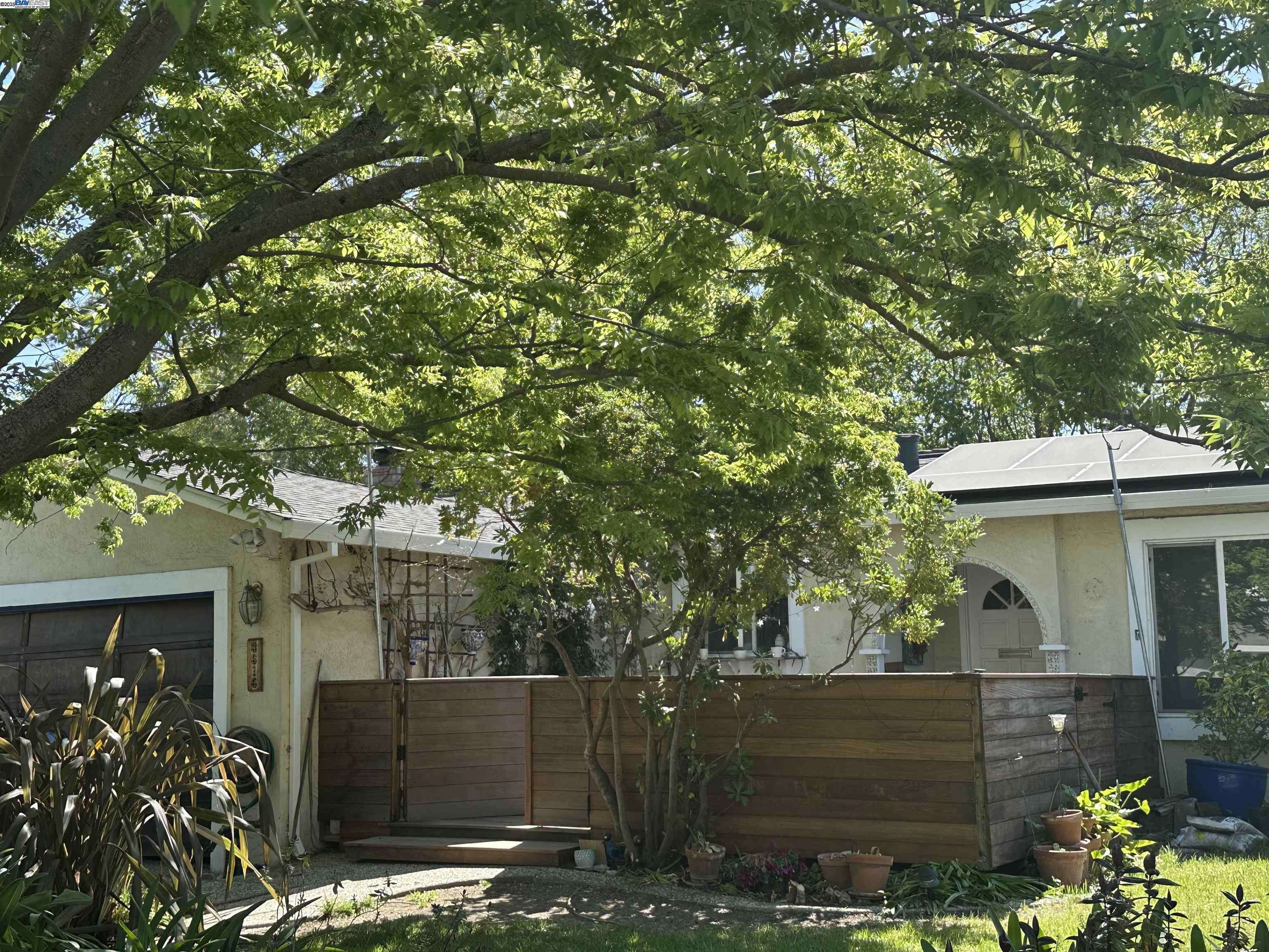Pleasanton, CA 94588,3616 Glacier Ct