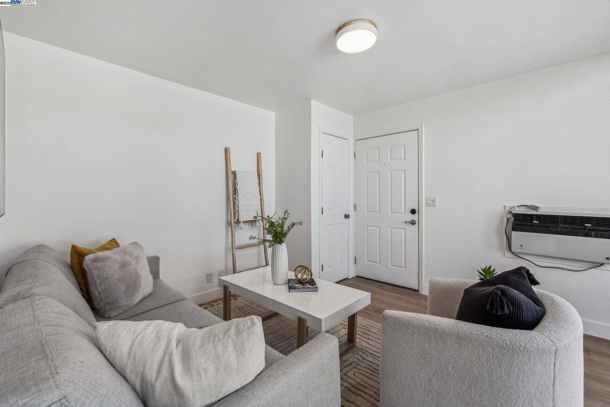 Hayward, CA 94544,27796 Vasona Ct #2