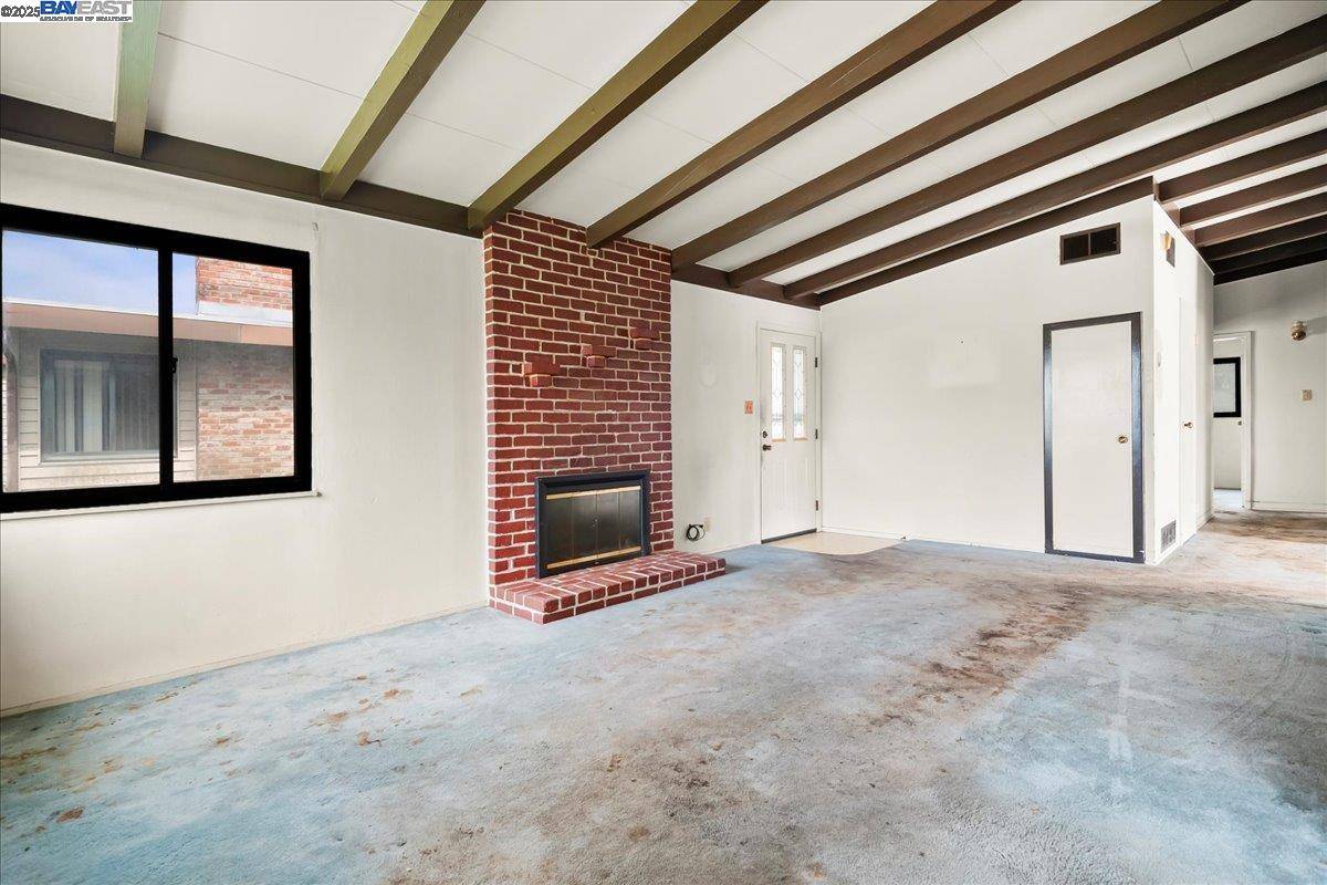 Newark, CA 94560,36686 Charles St