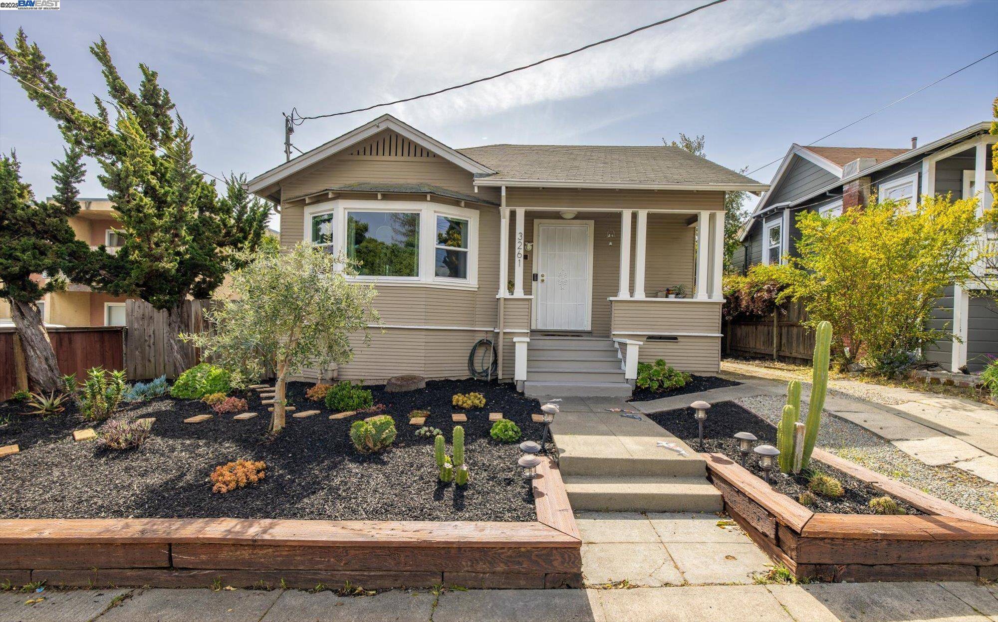 Oakland, CA 94601,3261 Prentiss St