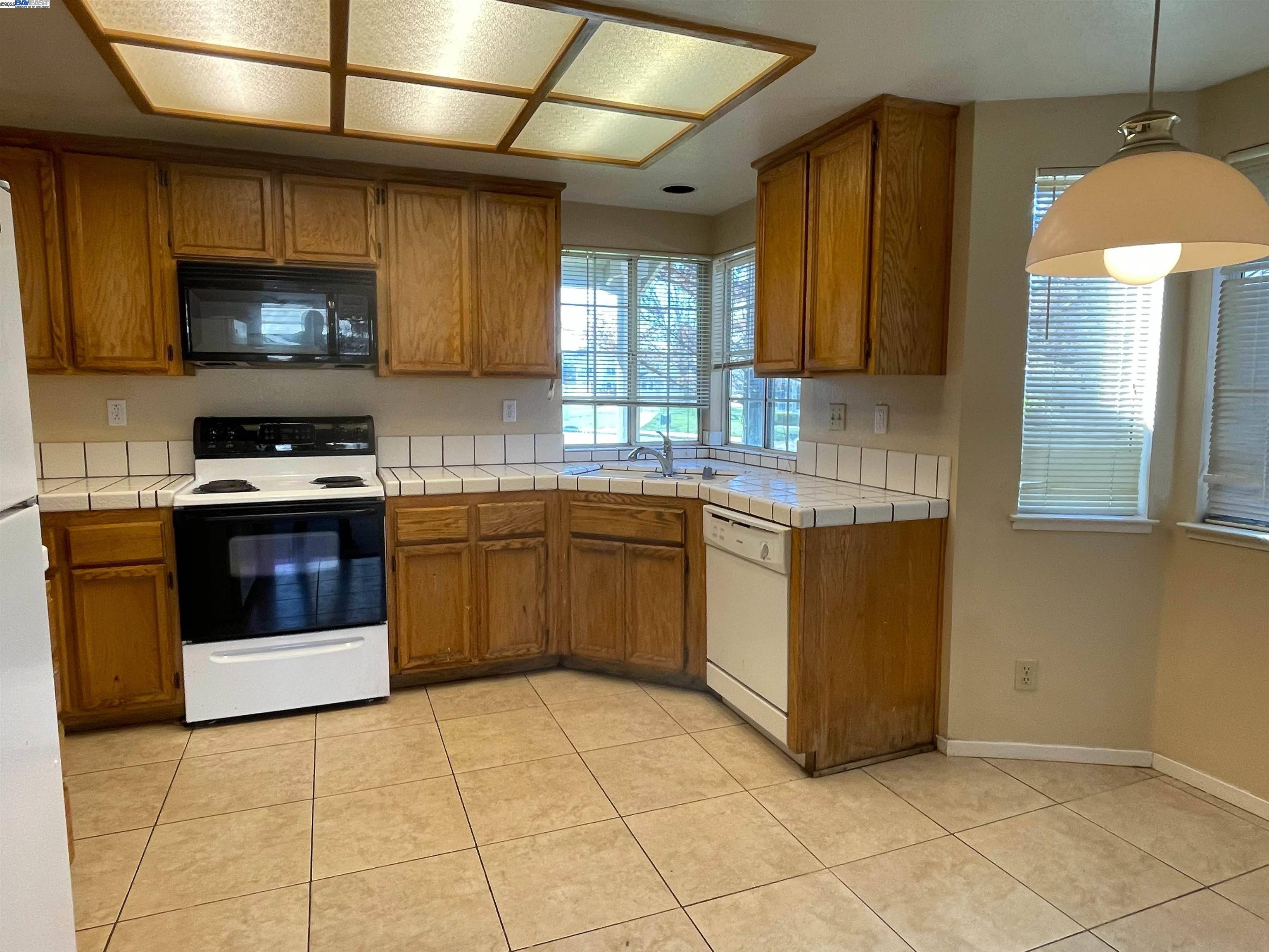 Pittsburg, CA 94565,149 Pelican Loop