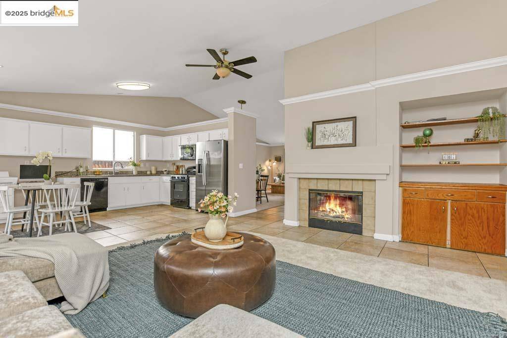 Antioch, CA 94531,5214 Glenridge Way
