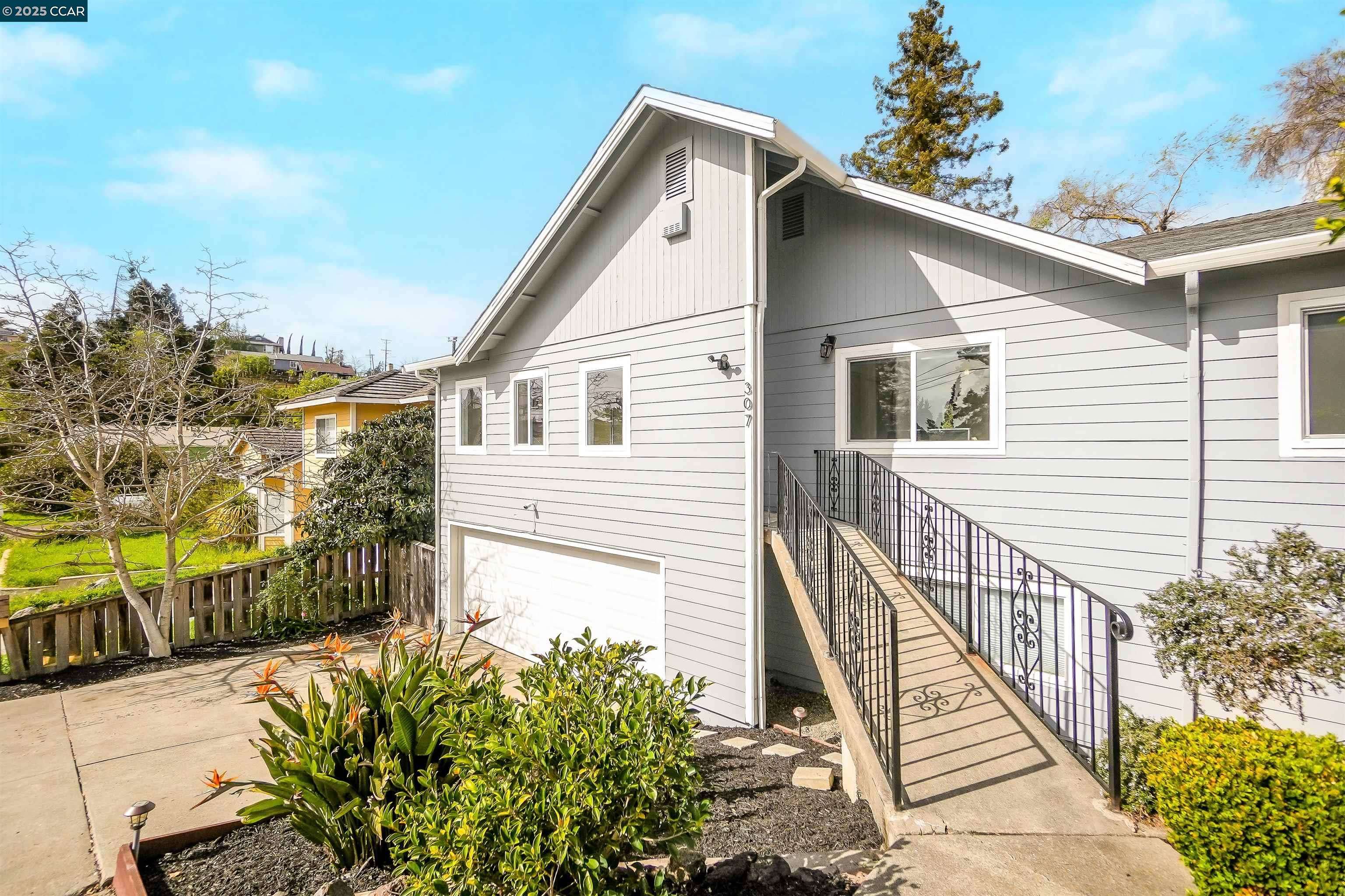 El Sobrante, CA 94803,307 Ash