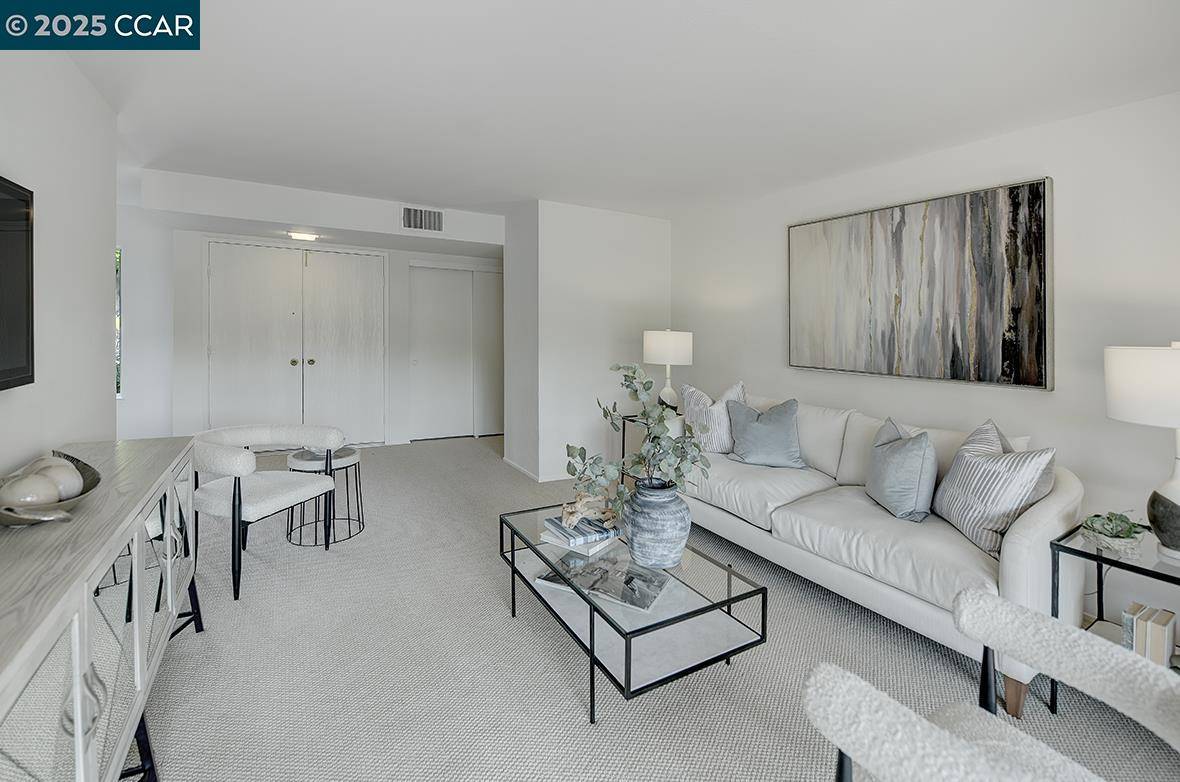 Walnut Creek, CA 94595,2175 Cactus Ct #4
