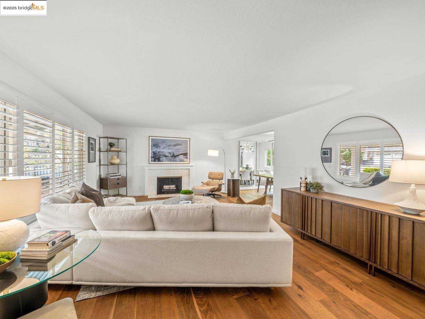 Oakland, CA 94605,7796 Surrey LN