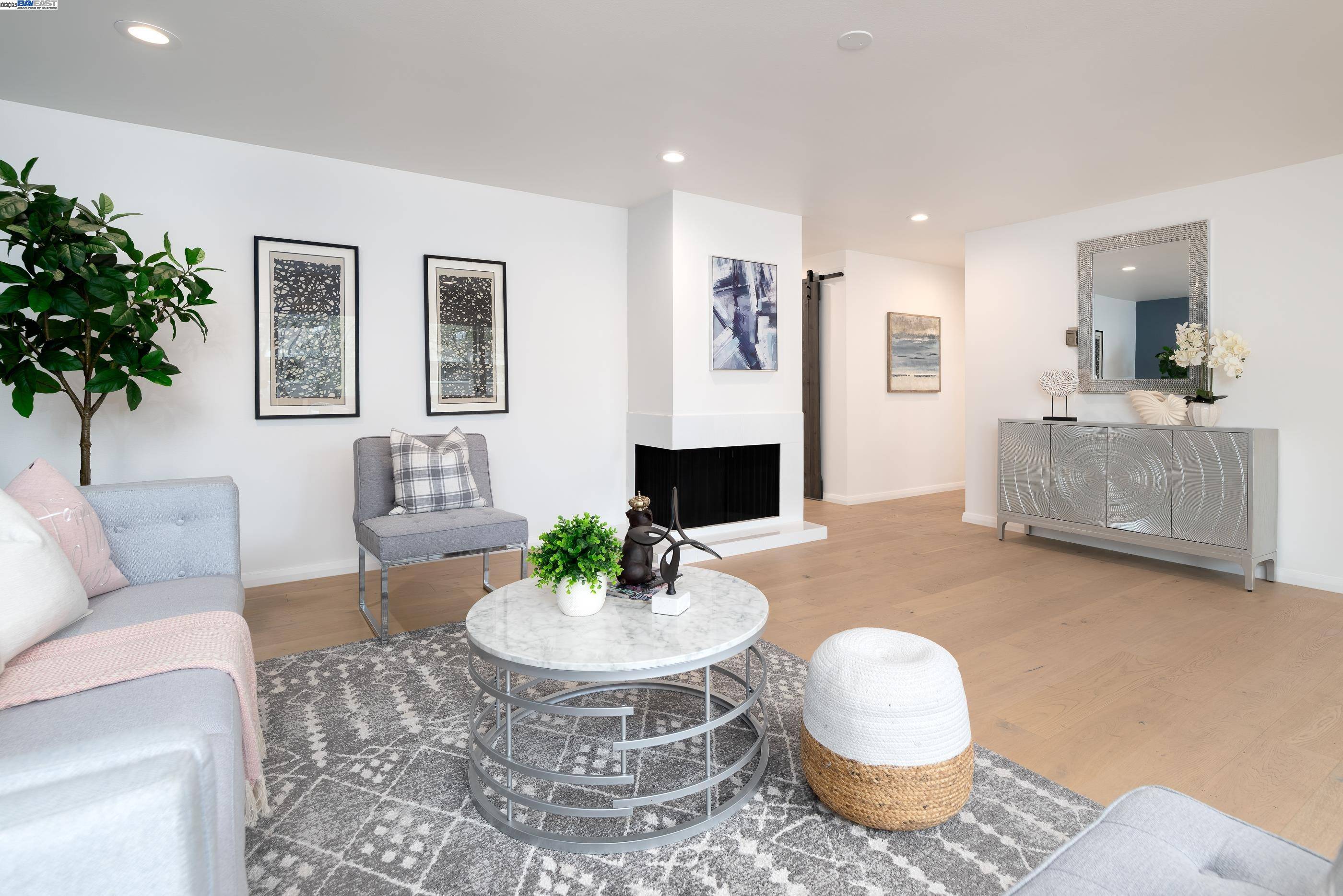 Mountain View, CA 94043,500 W Middlefield Rd #116