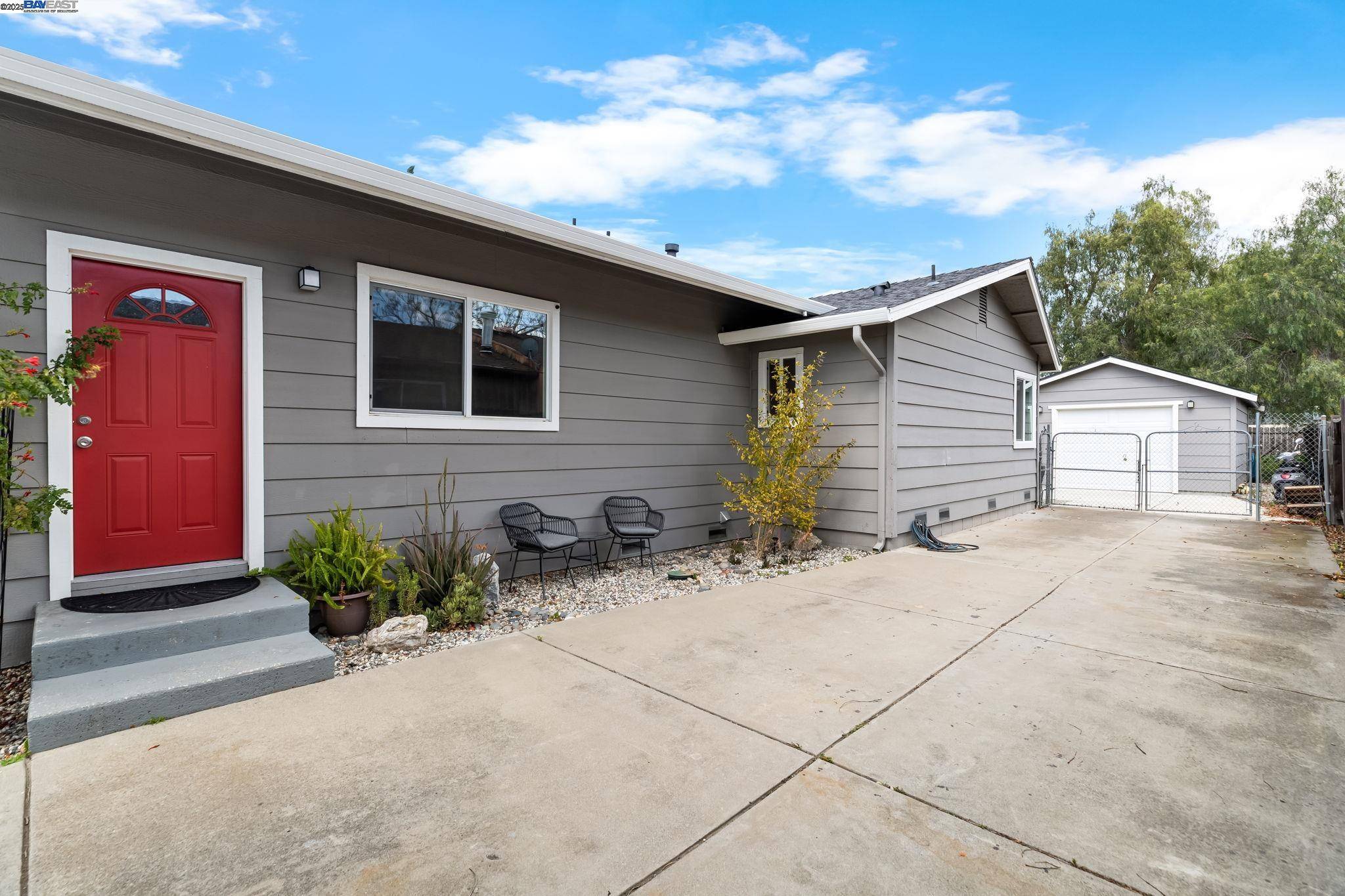 Livermore, CA 94551,560 N M St