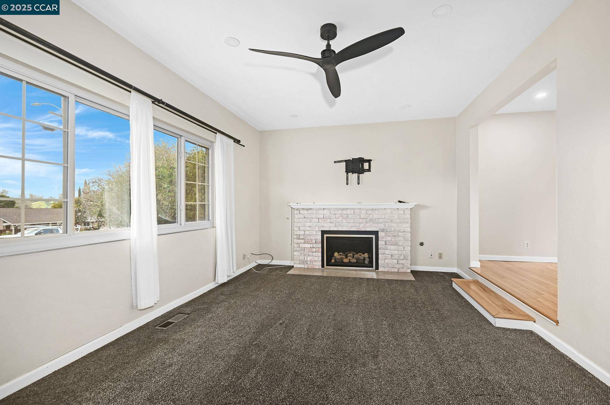 Martinez, CA 94553,236 Escondido Drive