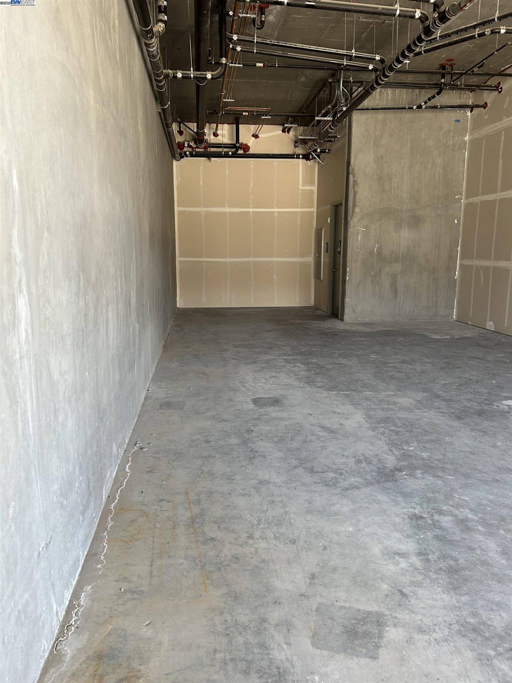 San Carlos, CA 94070,520 El Camino Real 101