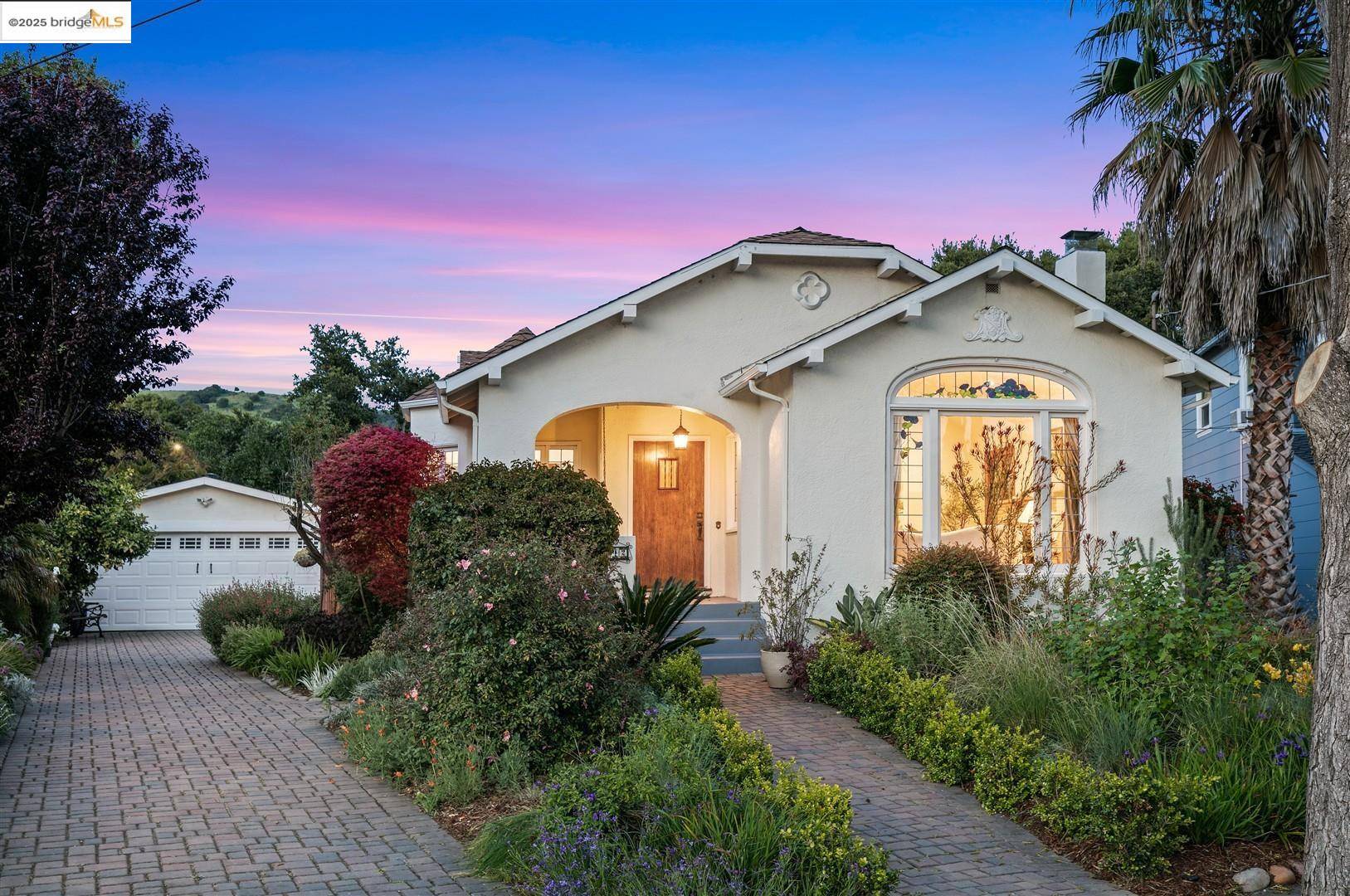 San Leandro, CA 94577,992 Collier Drive